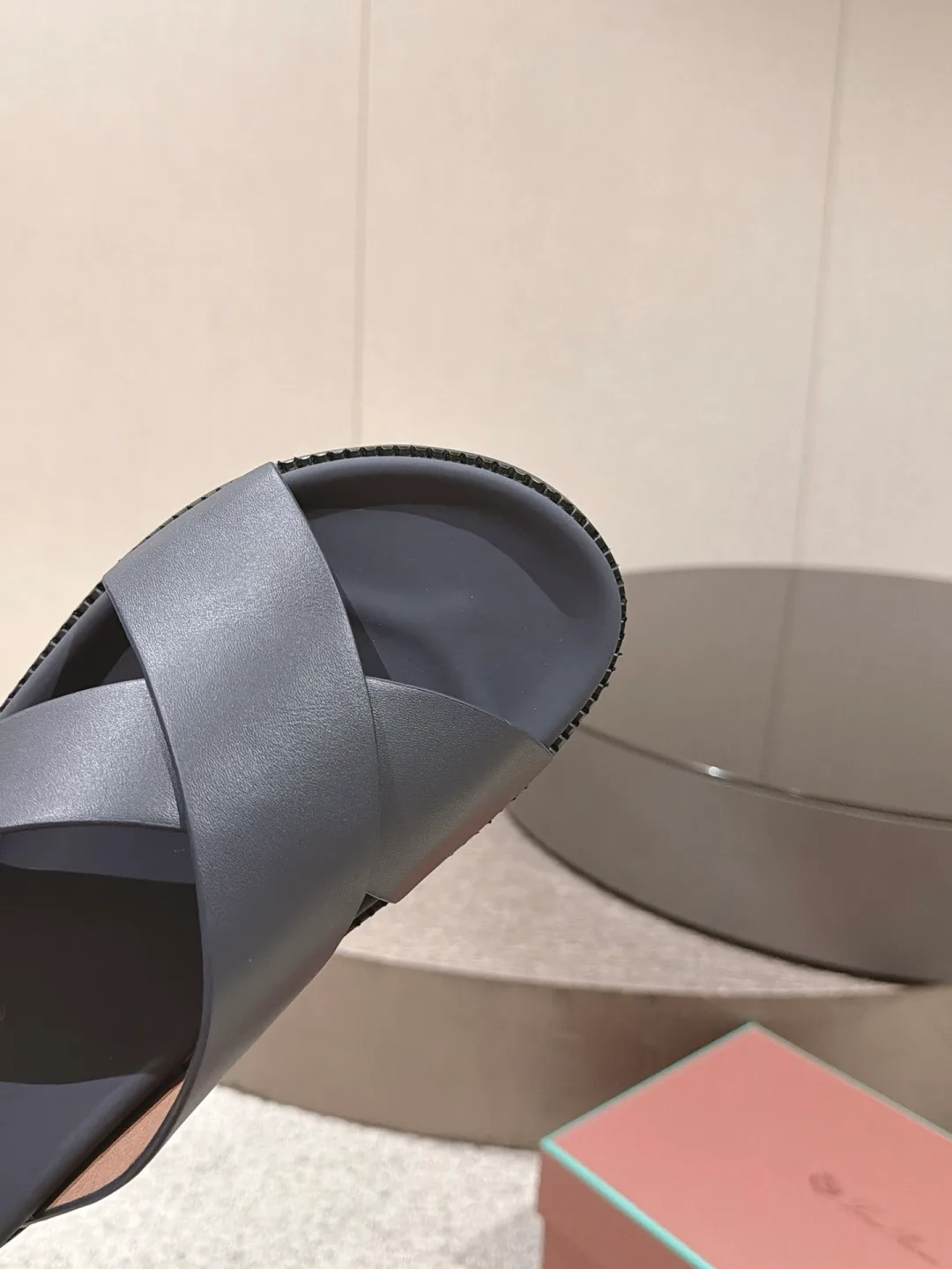 Men's Flip-Flops LORO PIANA 17688127