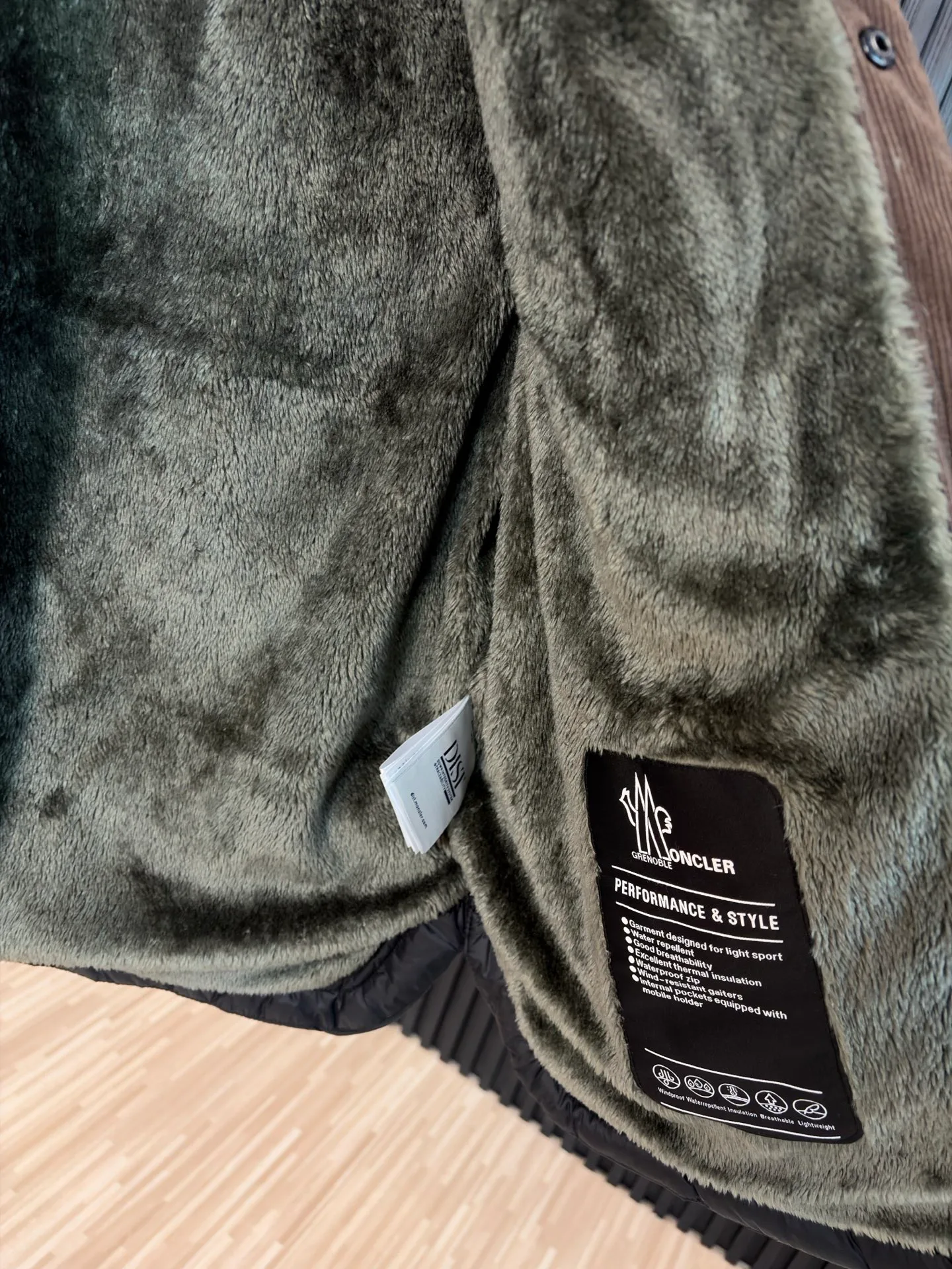 Women's Vests MONCLER 17868377