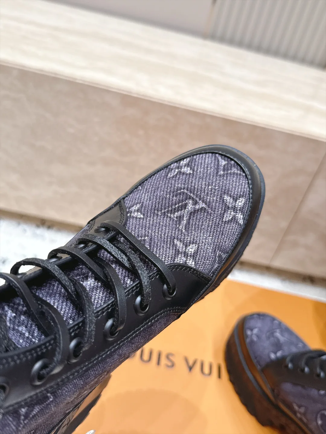 Ботинки Женские Louis Vuitton 18636717