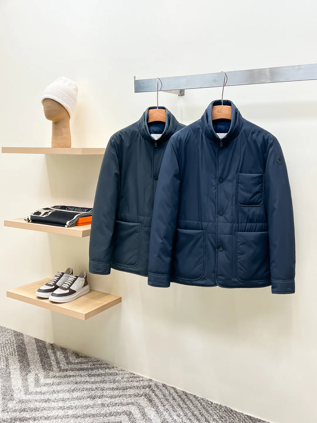 Men's Jackets And Down Jackets MONCLER 18499141