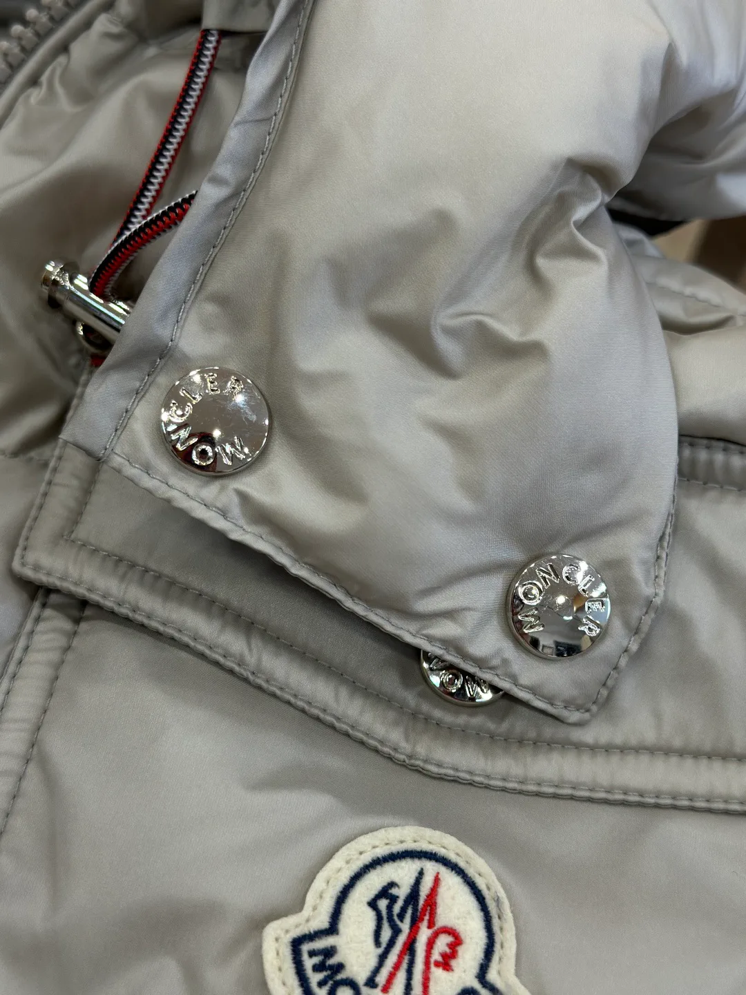 Men's Jackets And Down Jackets MONCLER 18260913