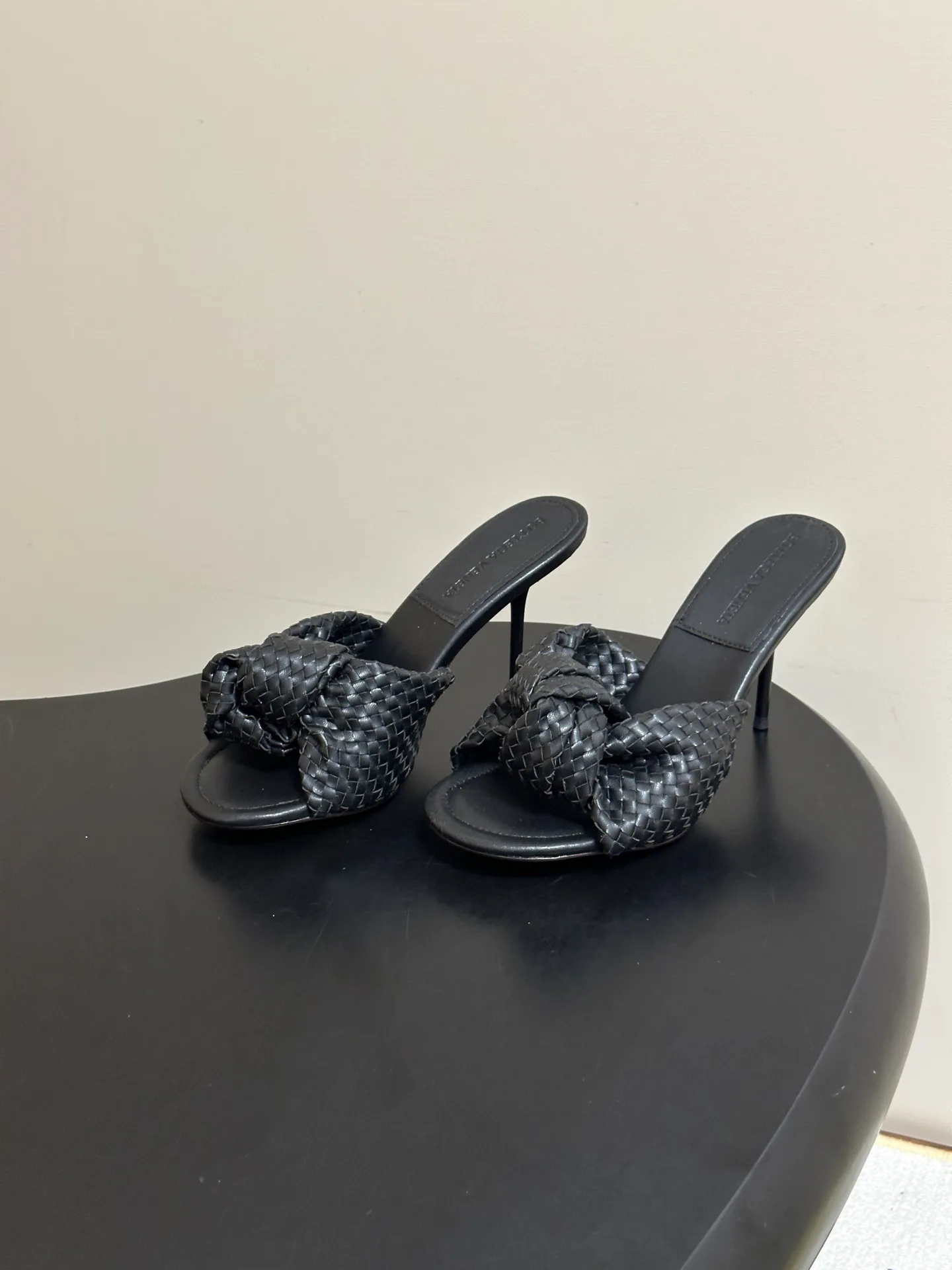 Women's Mules And Clogs BOTTEGA VENETA 17480731