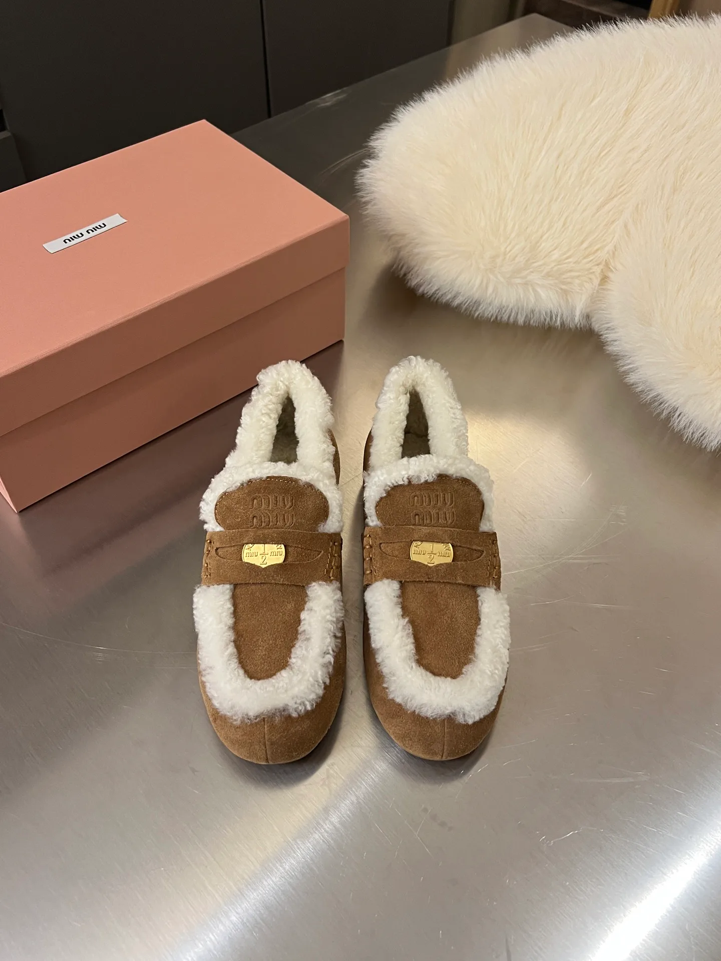 Women's Loafers And Moccasins MIU MIU 17948621