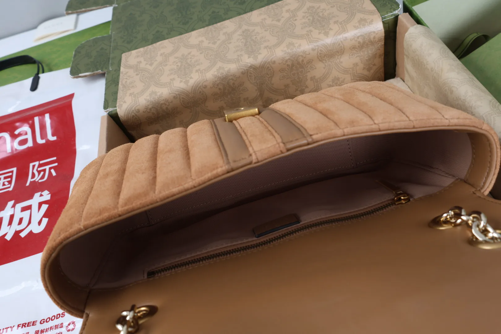 Women's Classic Handbags GUCCI 18004291