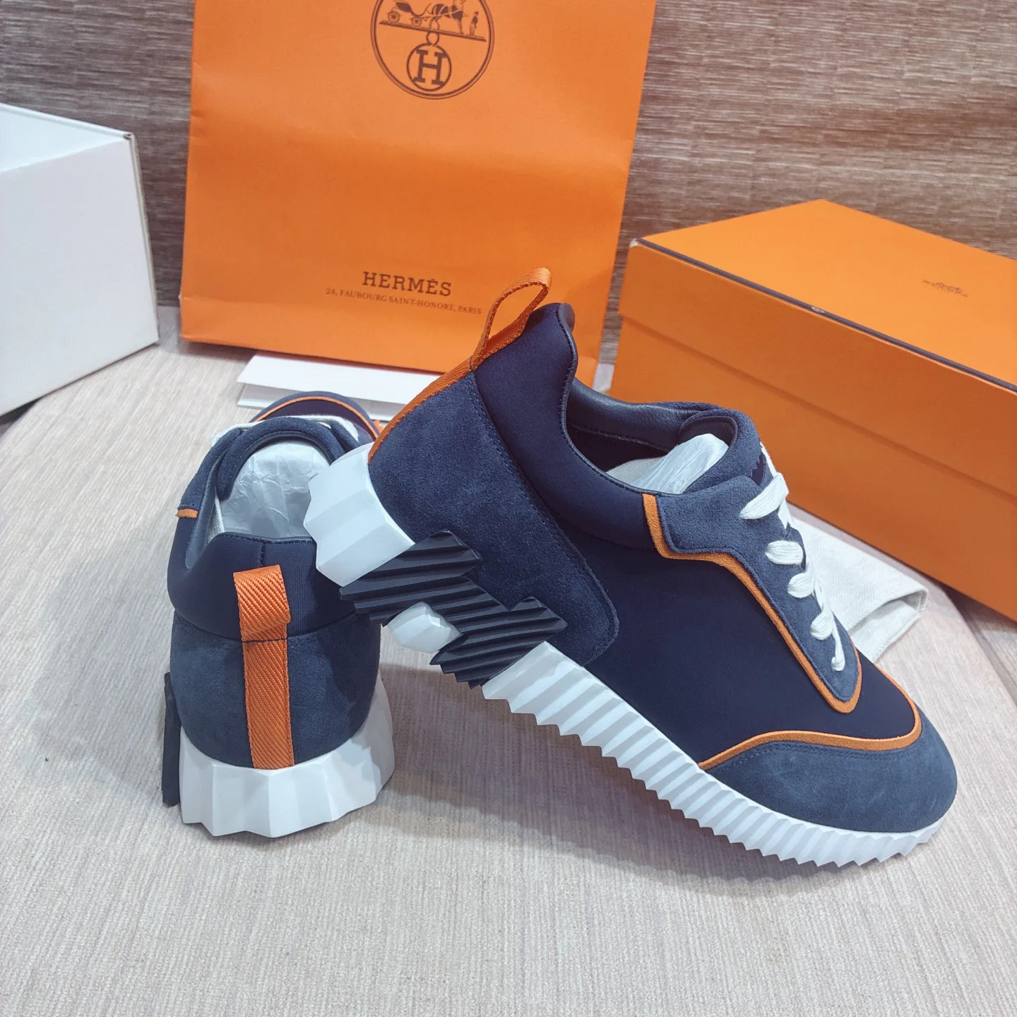 Women's Sneakers HERMES 17977063