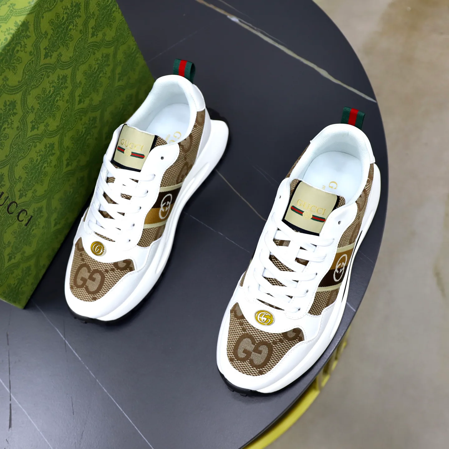 Men's Sneakers GUCCI 18516255