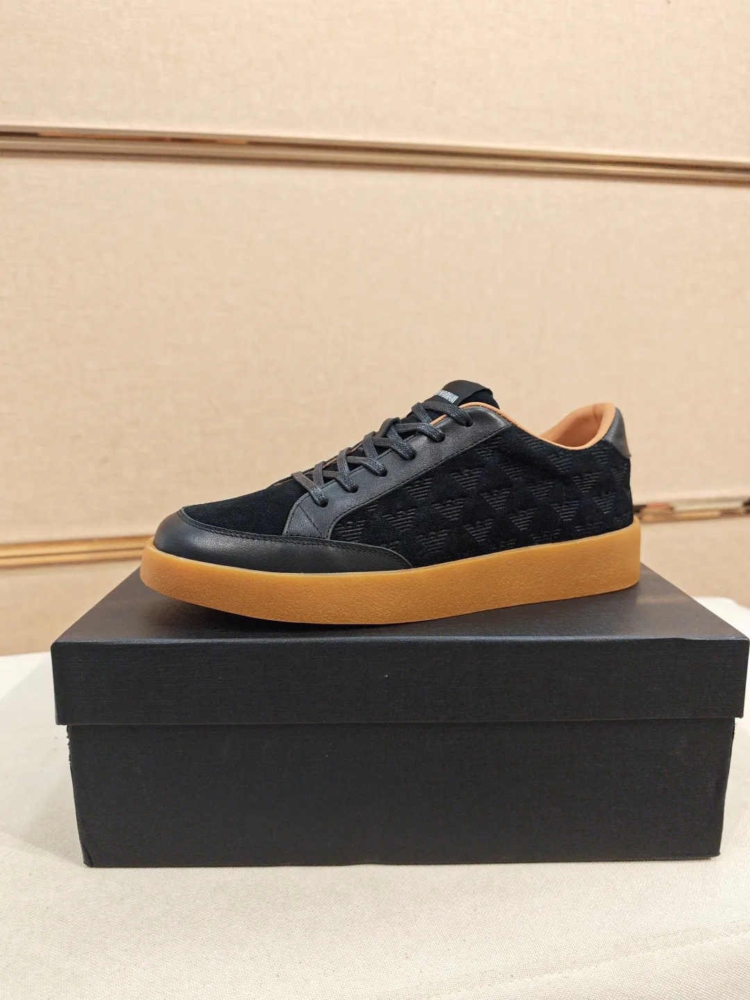 Men's Sneakers ARMANI 18198144