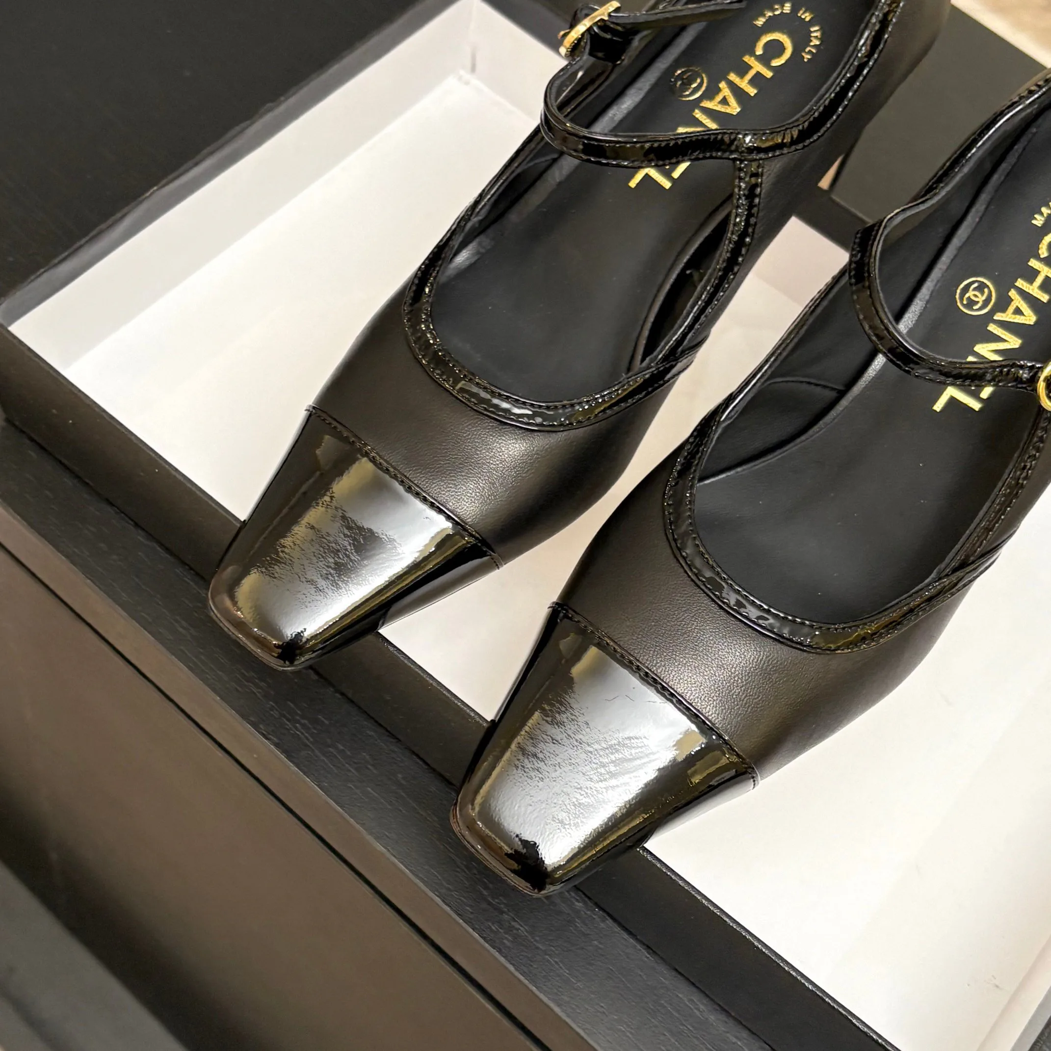 Women's Heels CHANEL 17448367