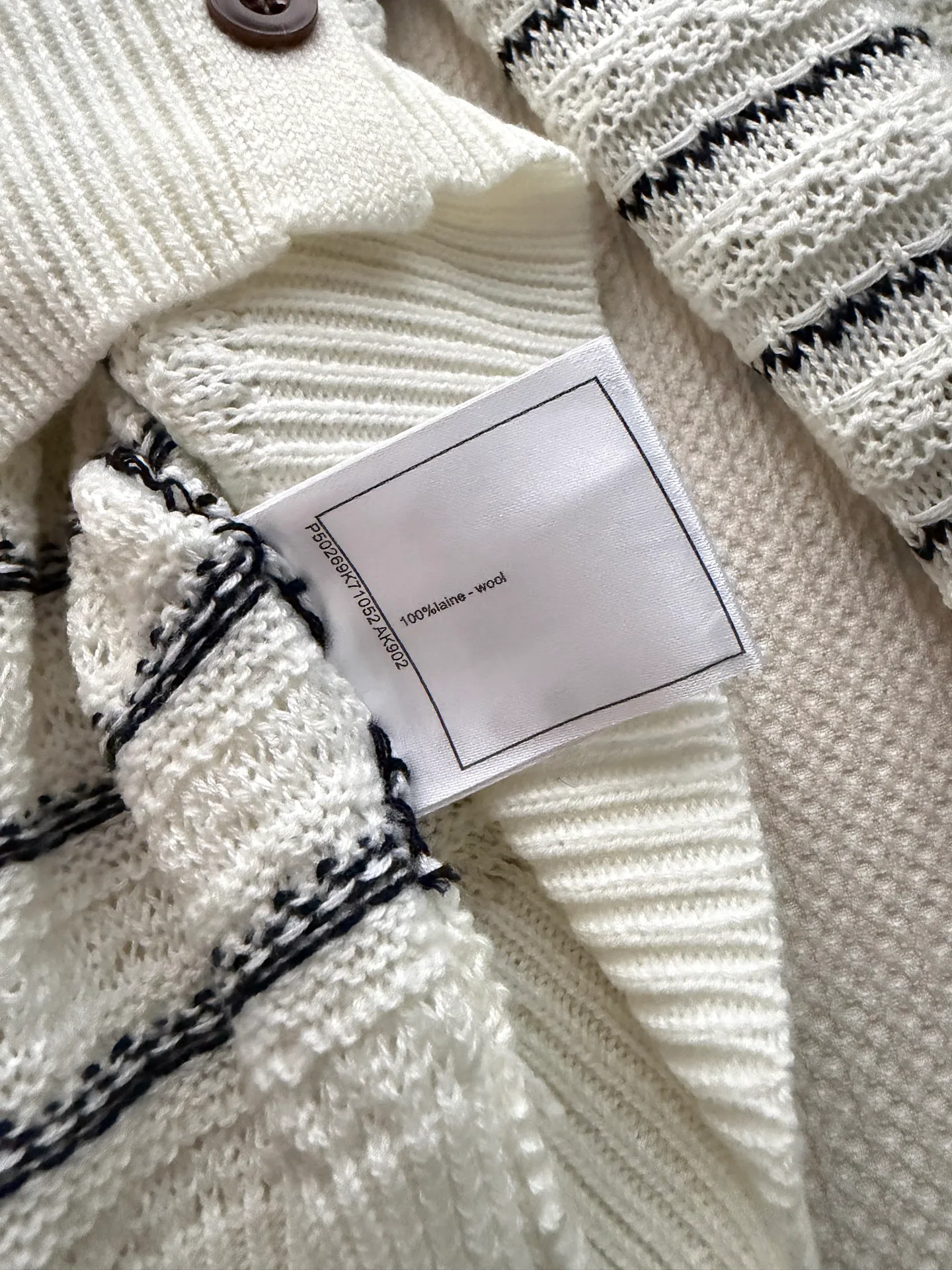 Women's Jumpers And Sweaters CHANEL 18016182