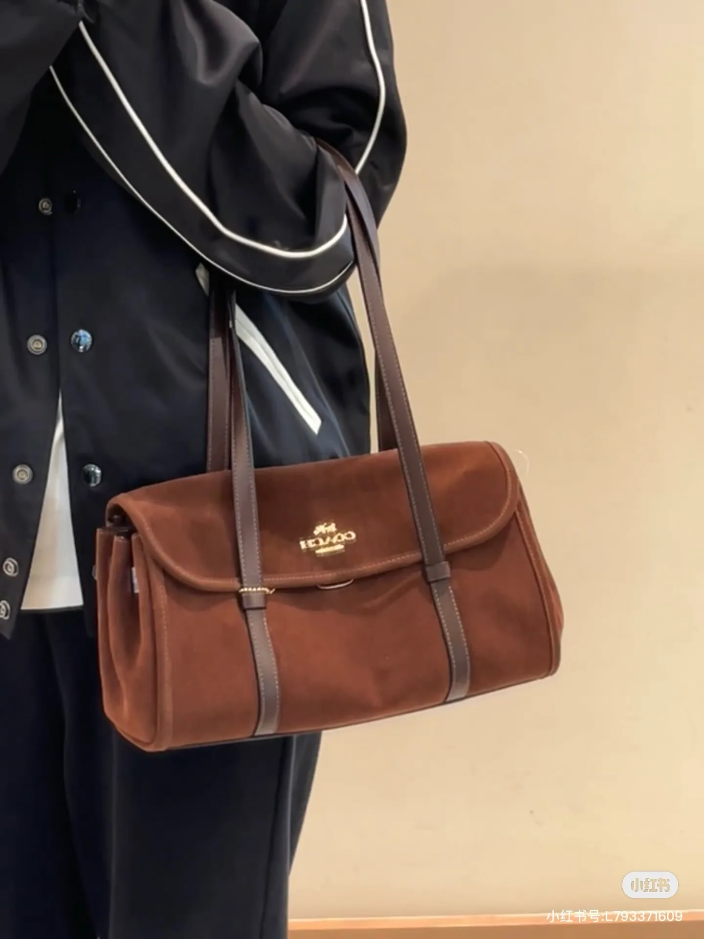 Women's Classic Handbags COACH 17961081