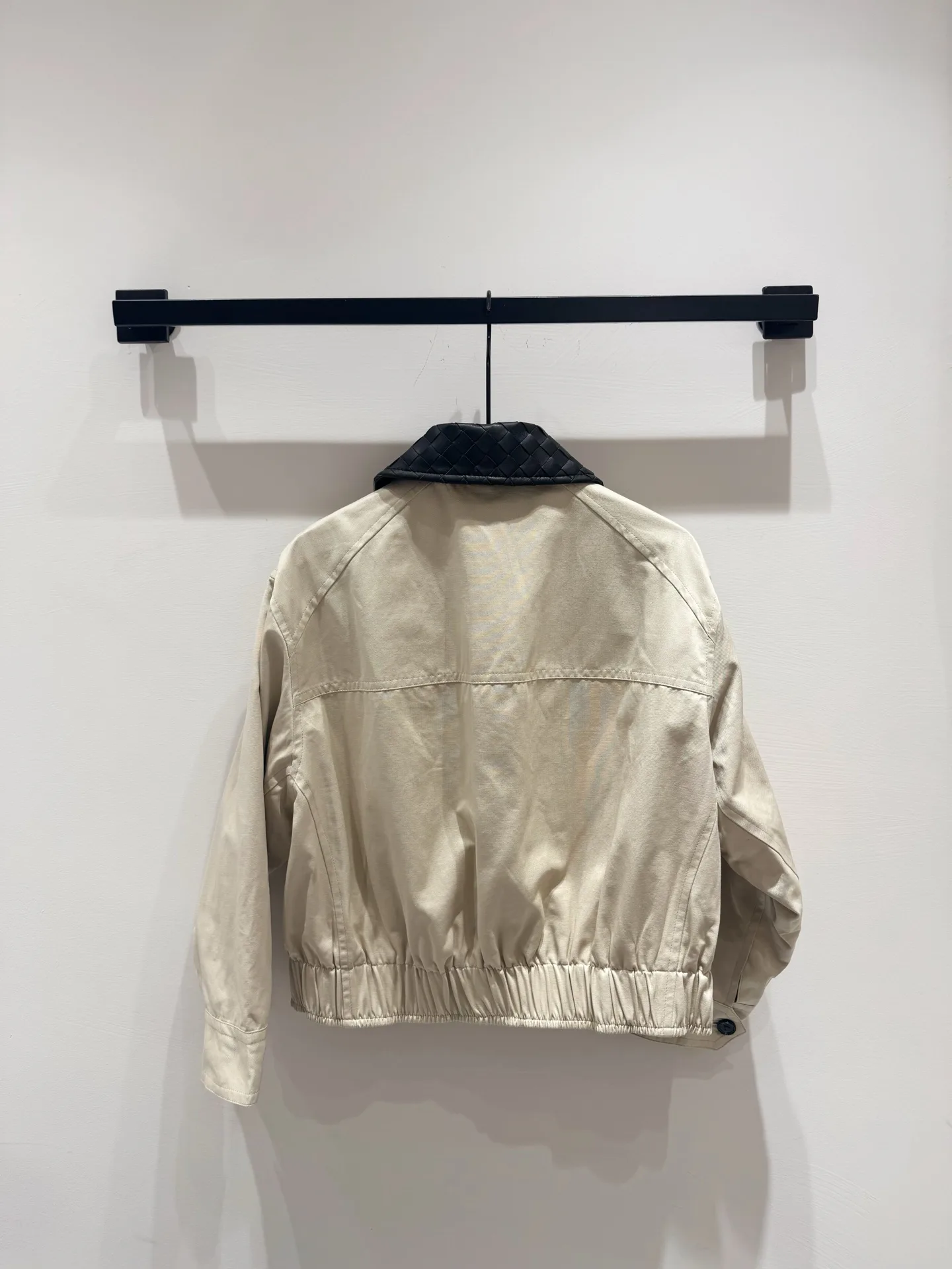 Куртки И Пуховики Женские Bottega Veneta 18654731