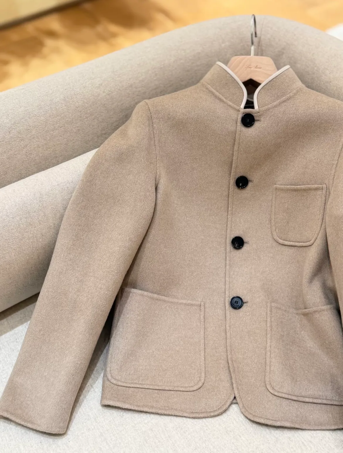 Women's Jackets And Down Jackets LORO PIANA 18016771