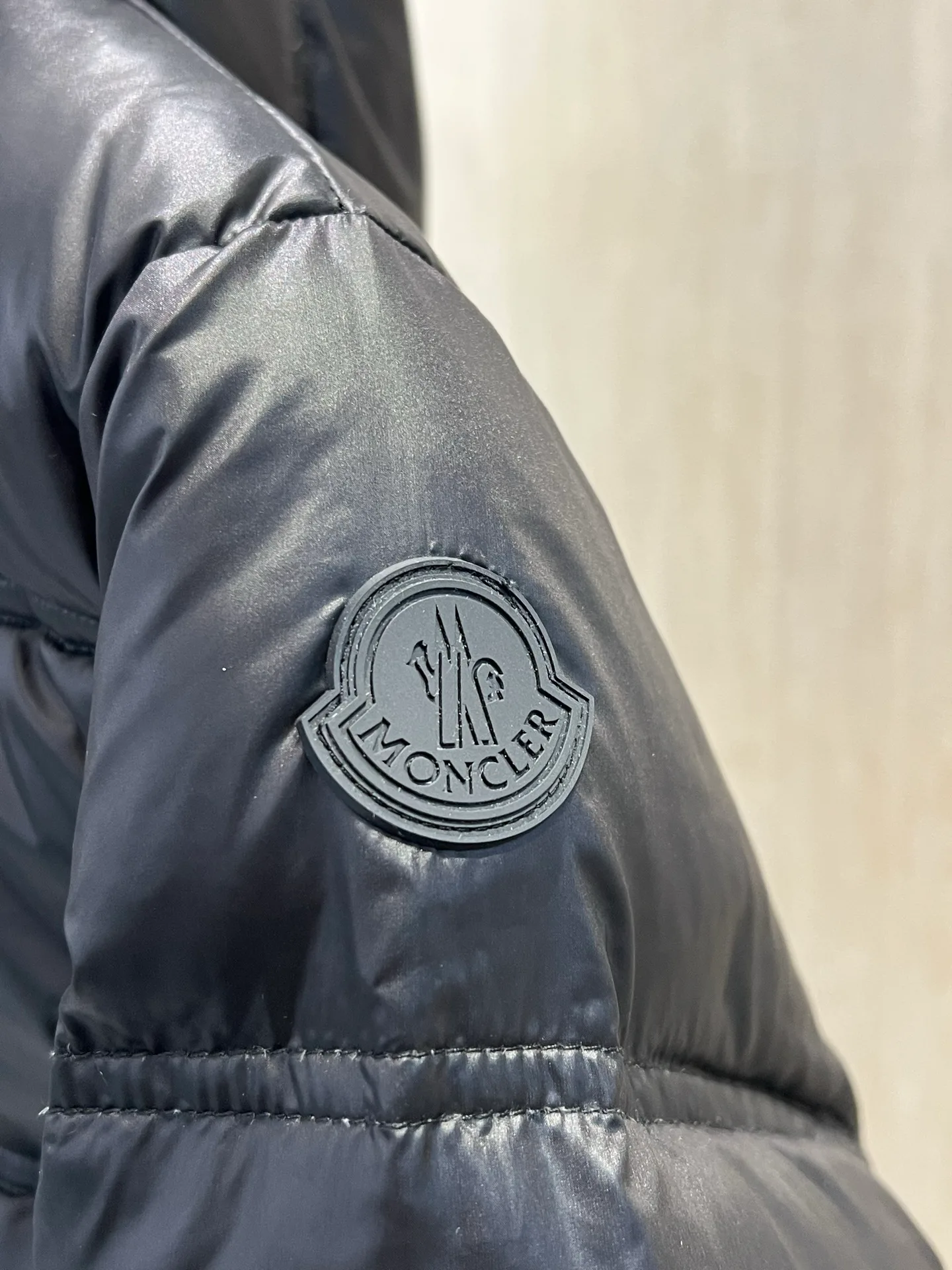 Men's Jackets And Down Jackets MONCLER 18330411