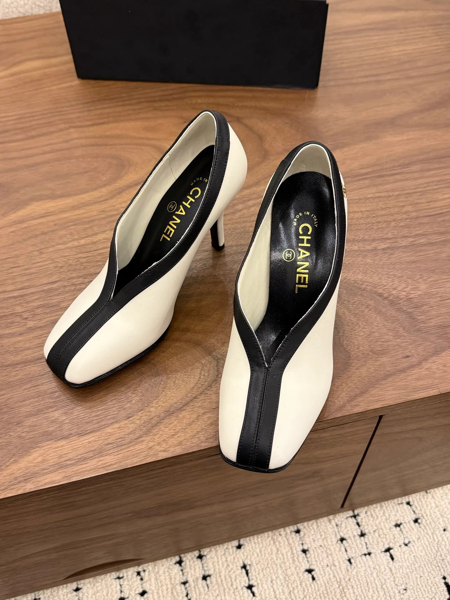 Women's Heels CHANEL 18275684