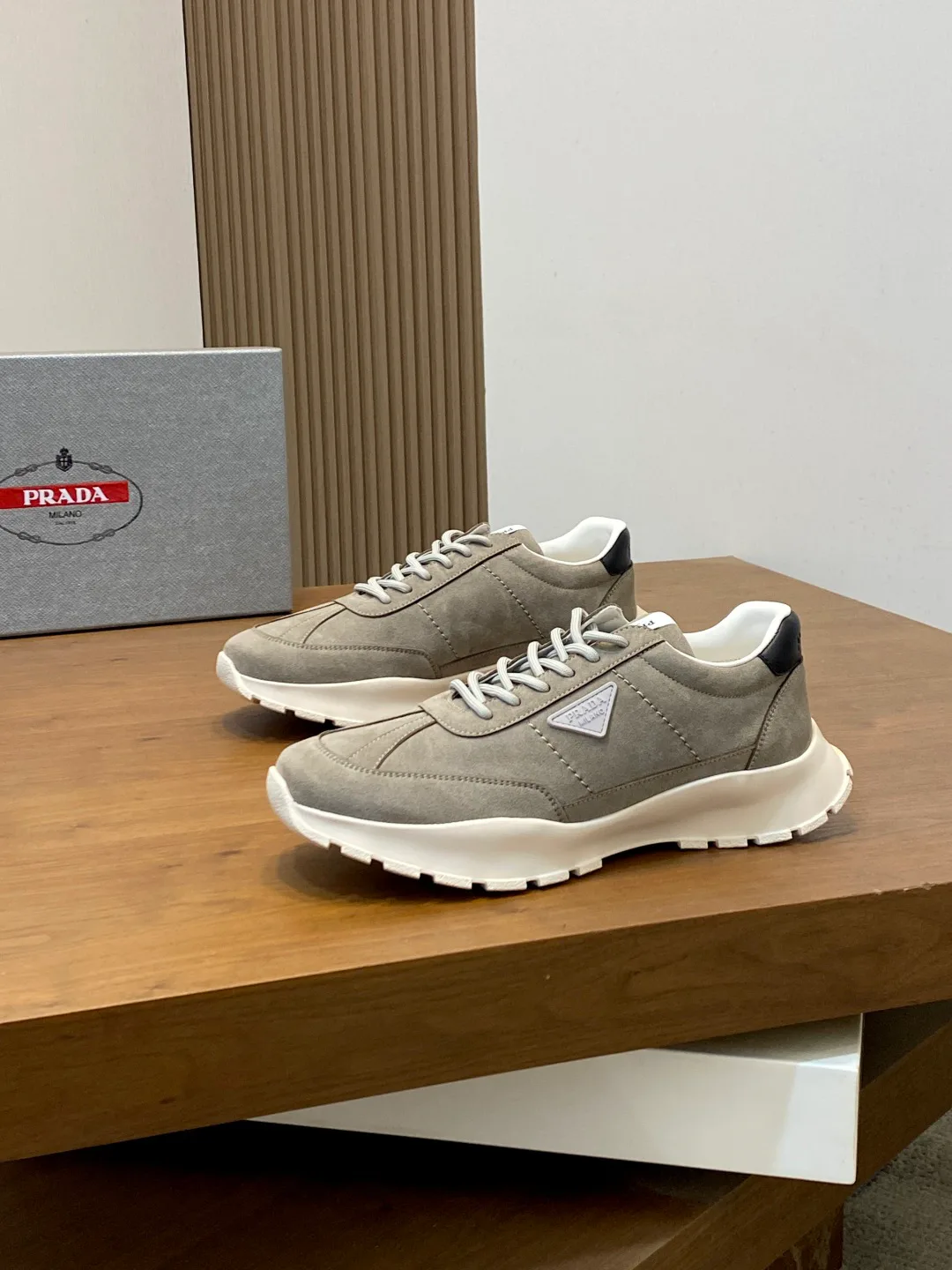 Women's Sneakers PRADA 18274628