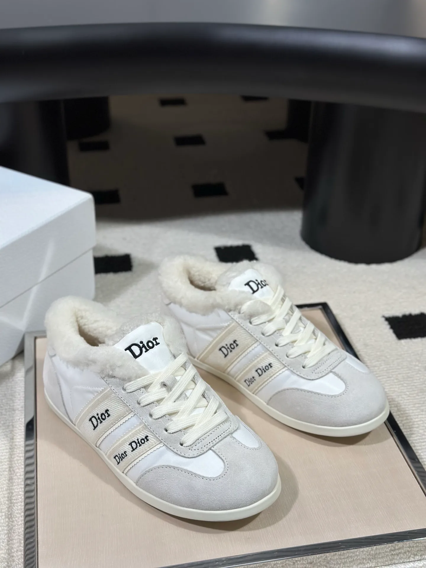 Women's Sneakers CHRISTIAN DIOR 18366779