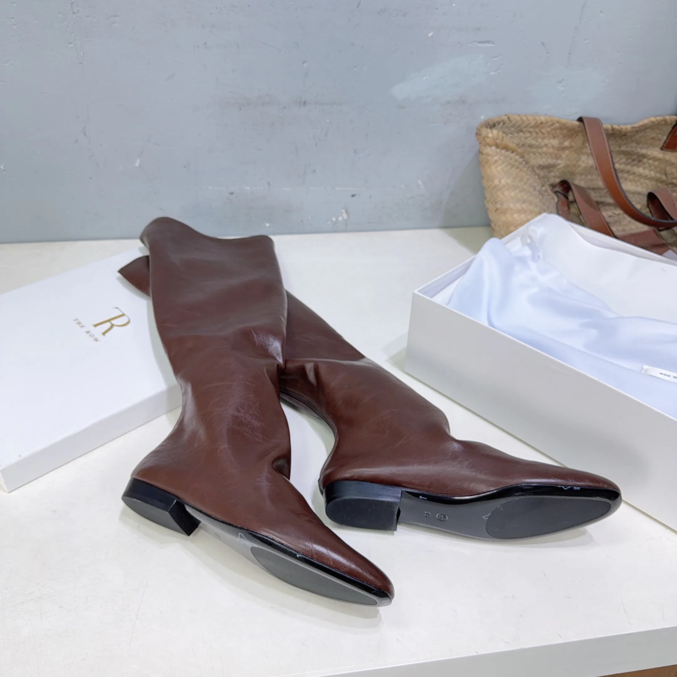 Women's Boots THE ROW 18366572