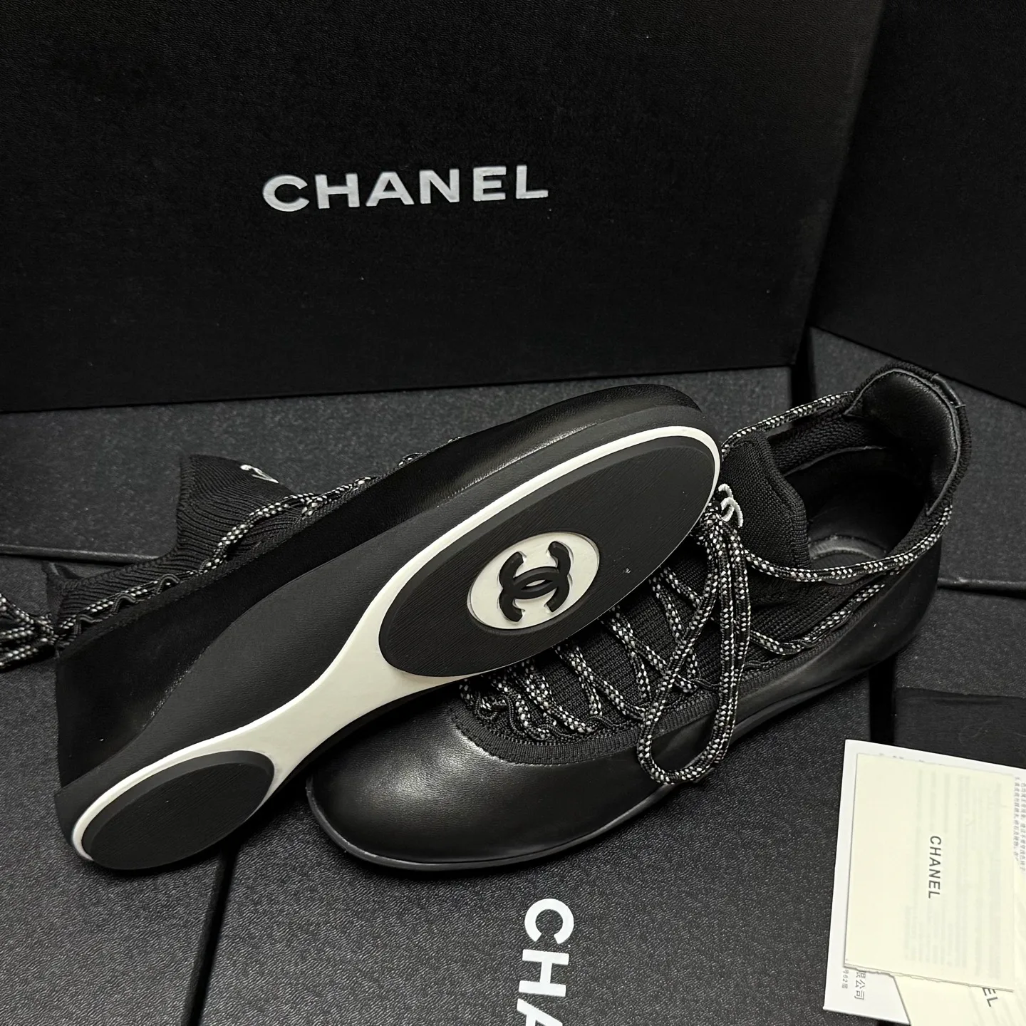 Women's Sneakers CHANEL 18083057