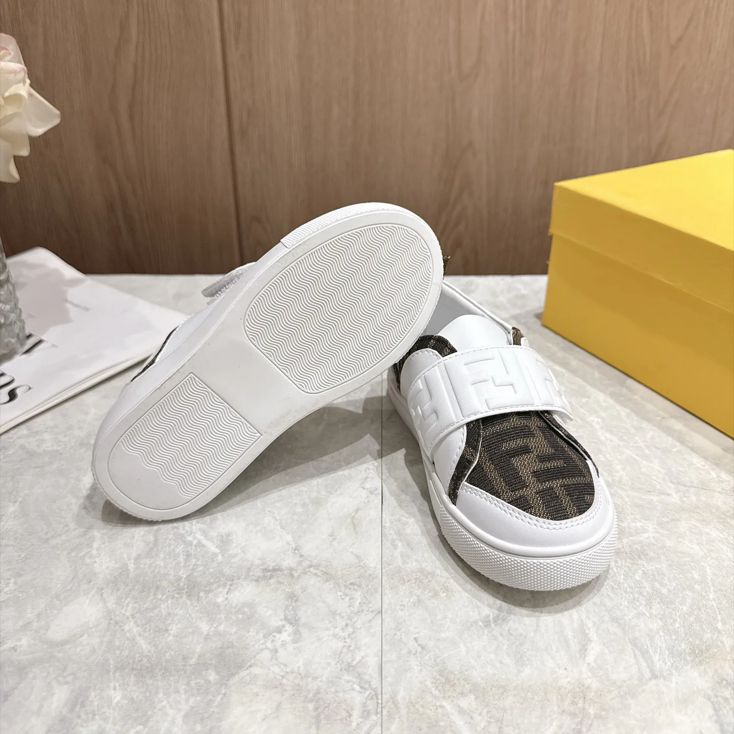 Men's Sneakers FENDI 18292005