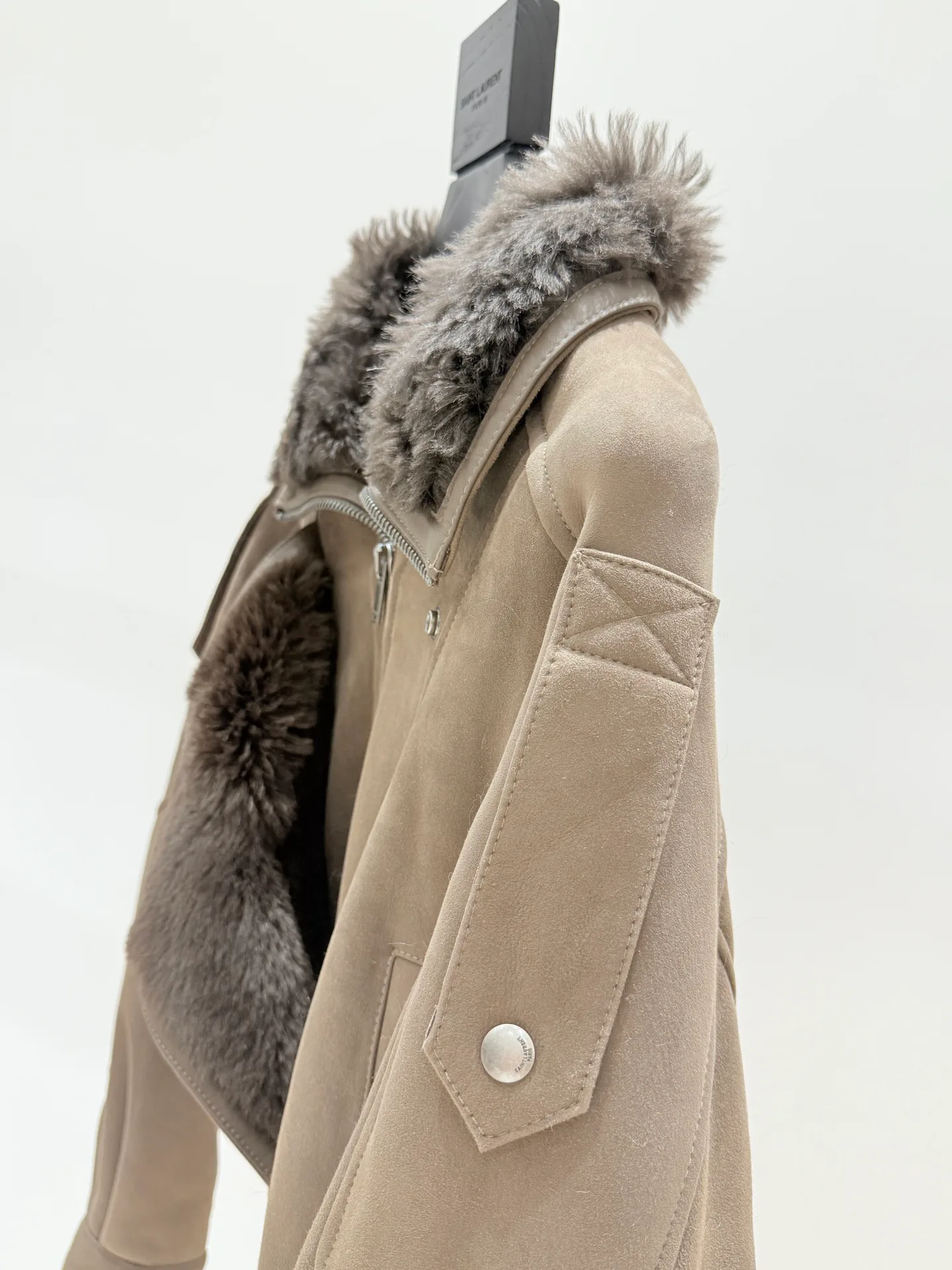 Women's Leather Jackets And Sheepskin Coats SAINT LAURENT 18446619
