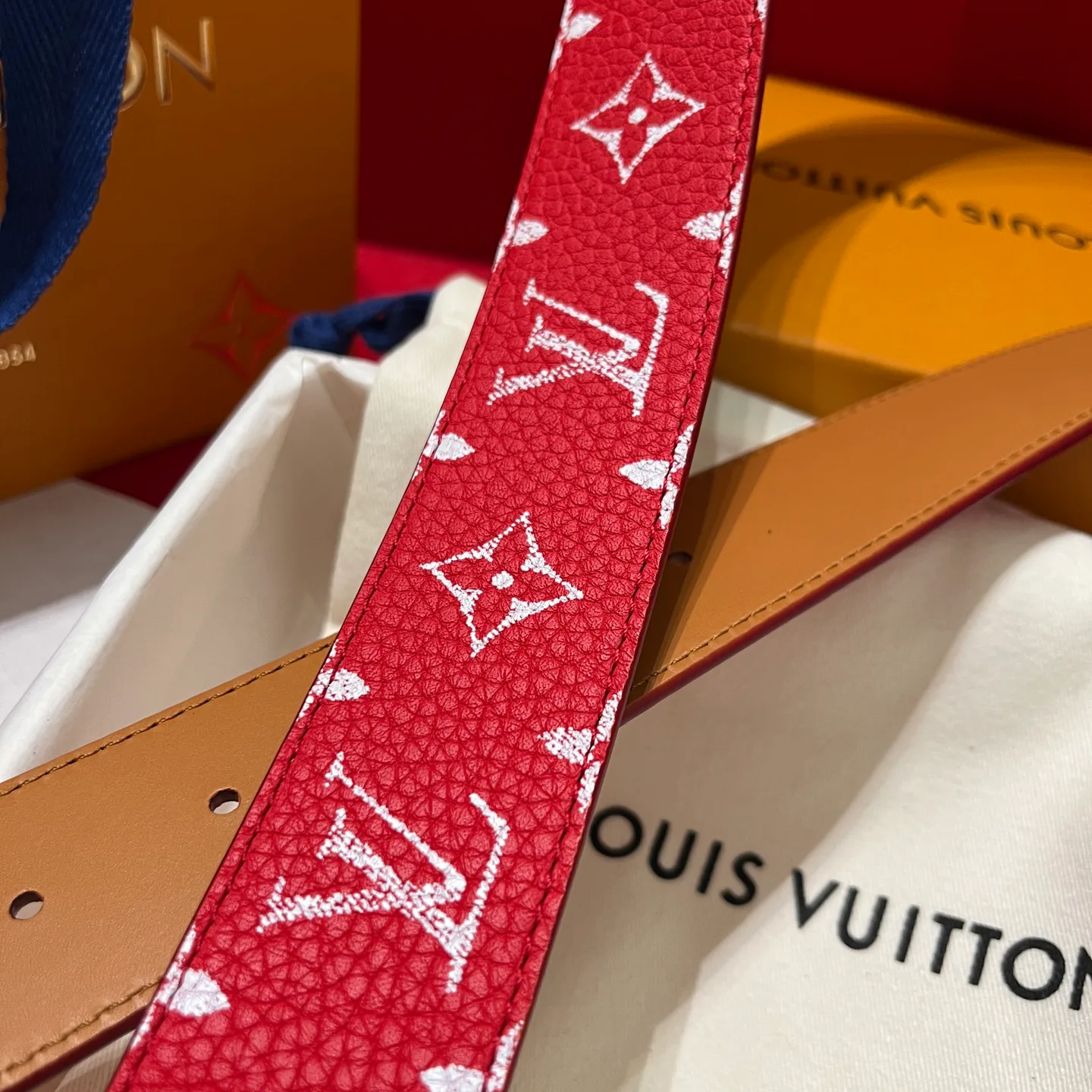 Belts LOUIS VUITTON 17645324