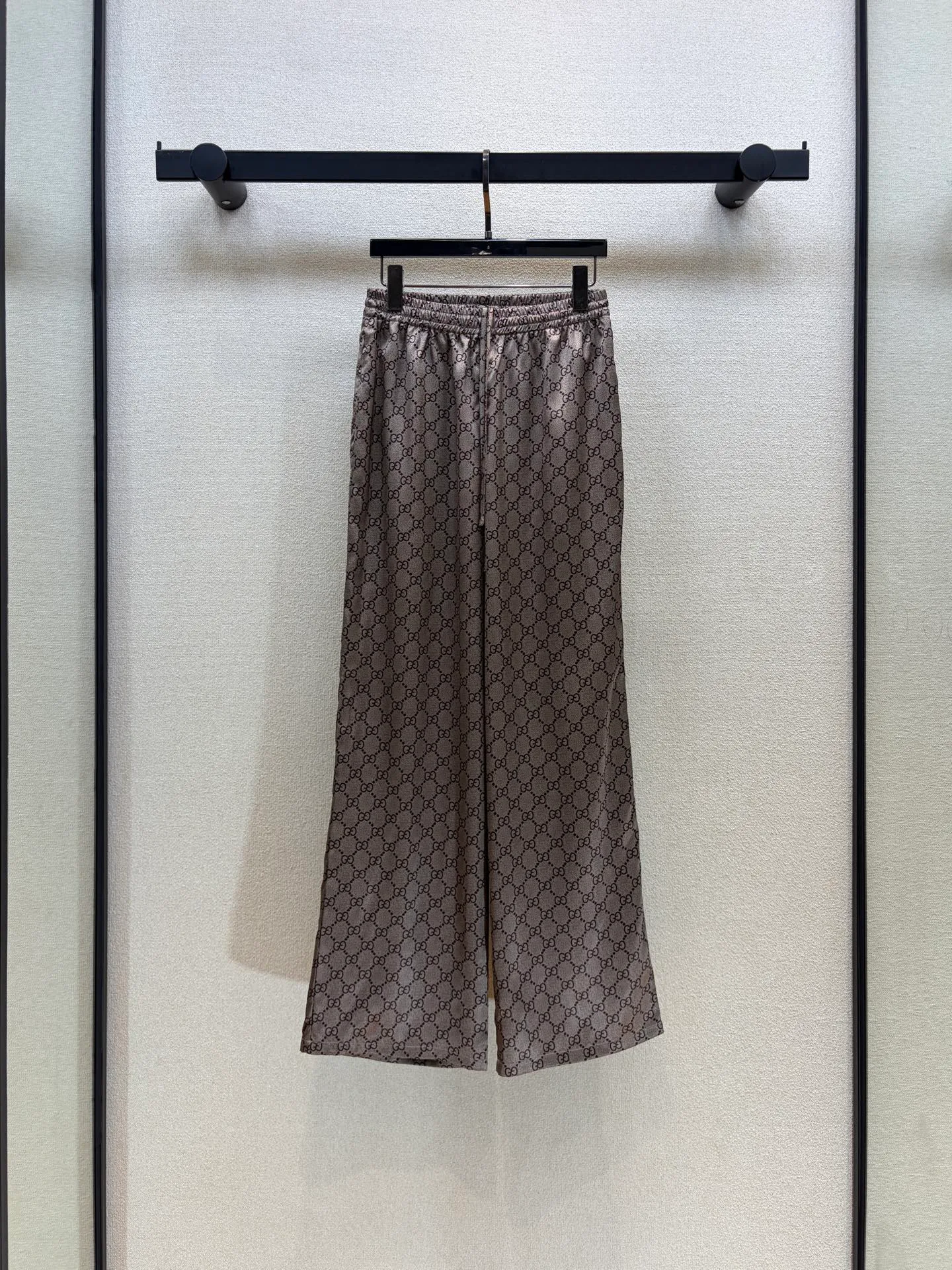 Women's Trousers GUCCI 17566869