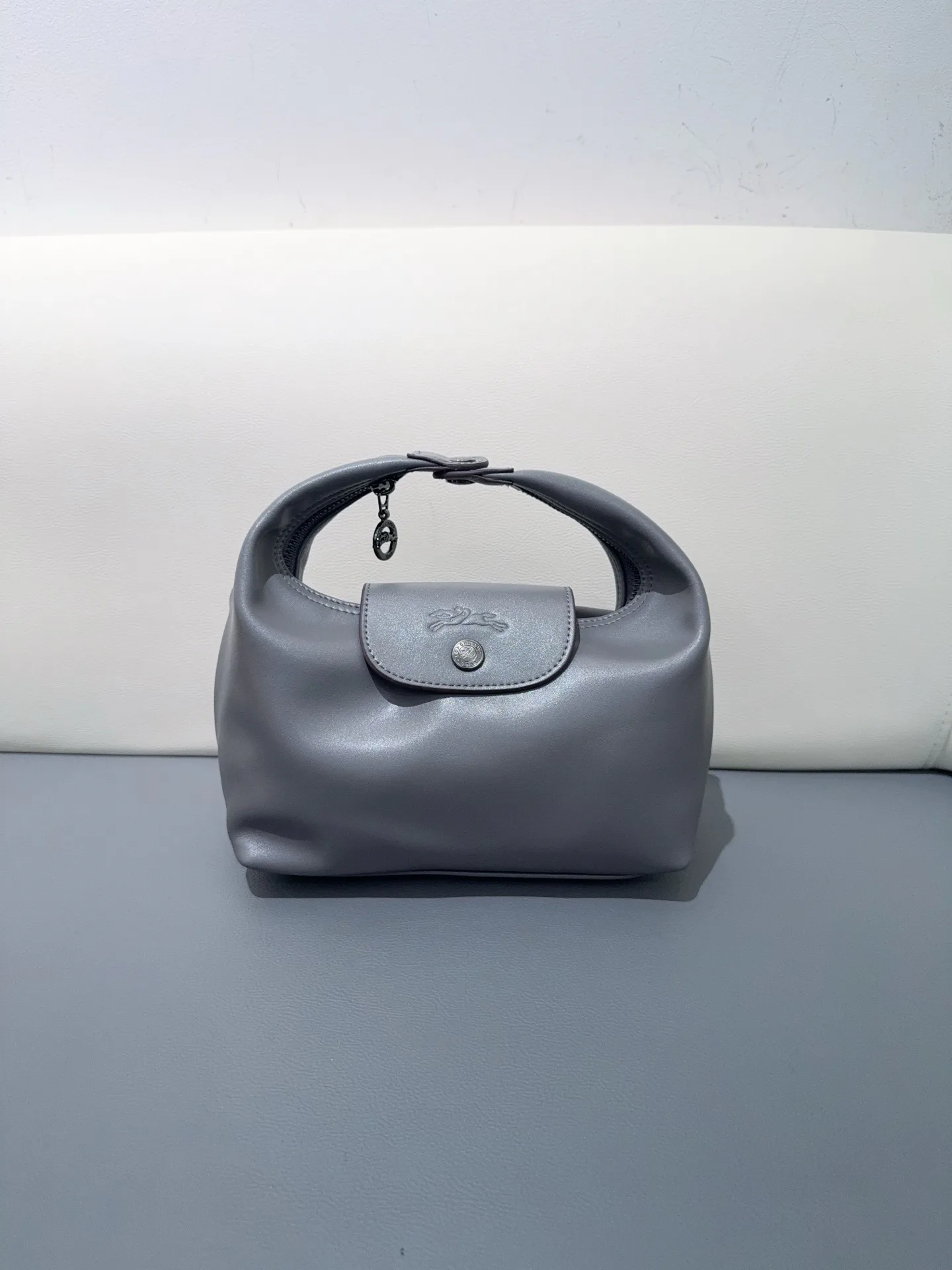 Women's Classic Handbags LONGCHAMP 17919894