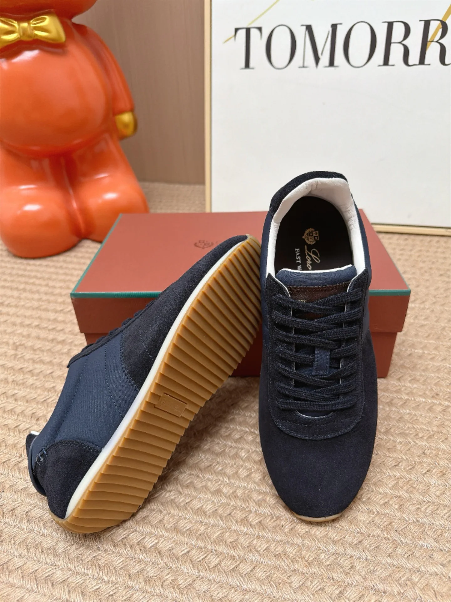 Women's Sneakers LORO PIANA 18239757