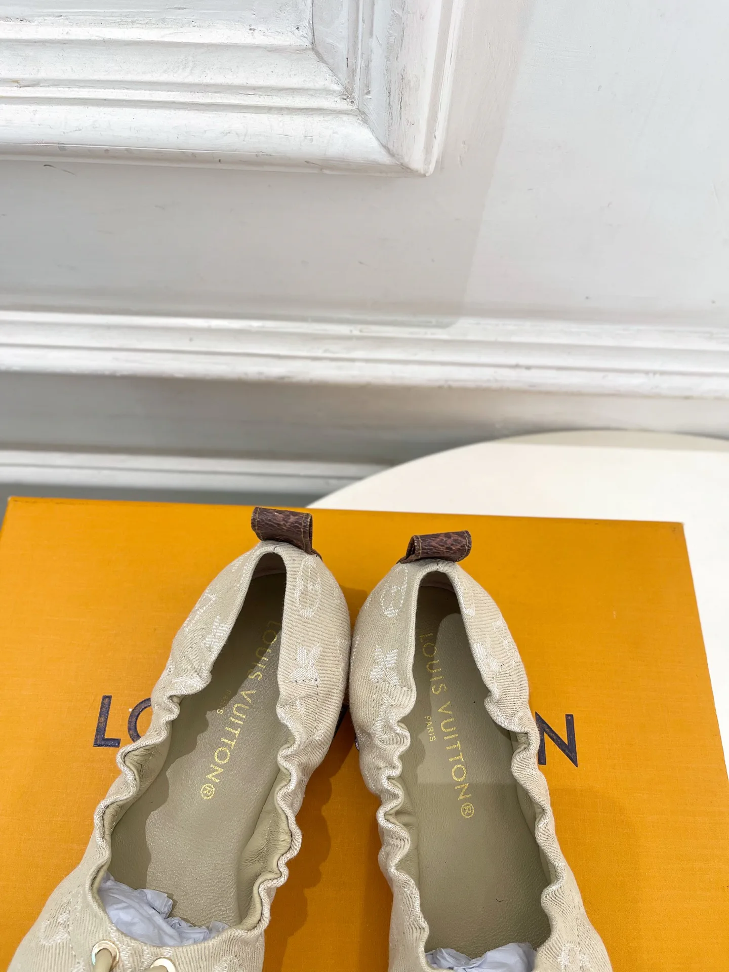 Women's Ballet Flats LOUIS VUITTON 17646562
