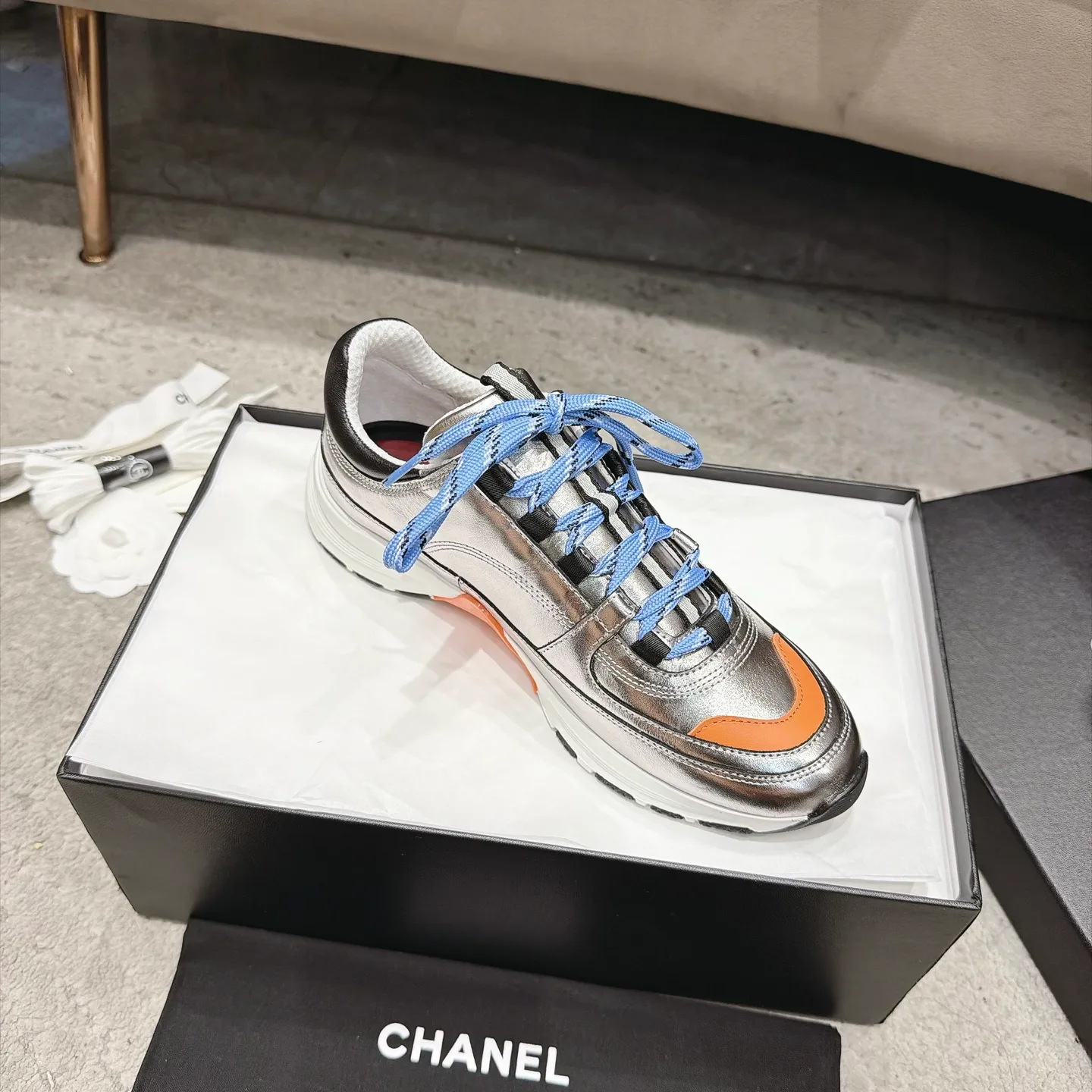Кроссовки Женские Chanel 18627980