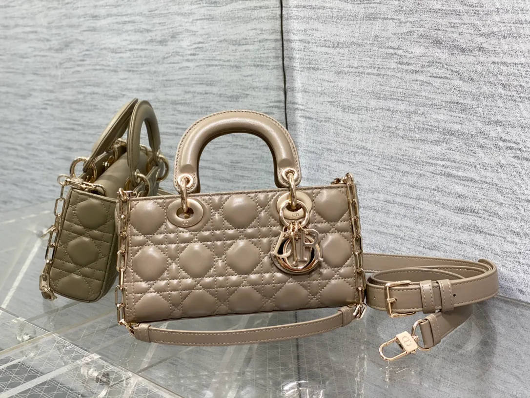 Women's Classic Handbags CHRISTIAN DIOR 17770392