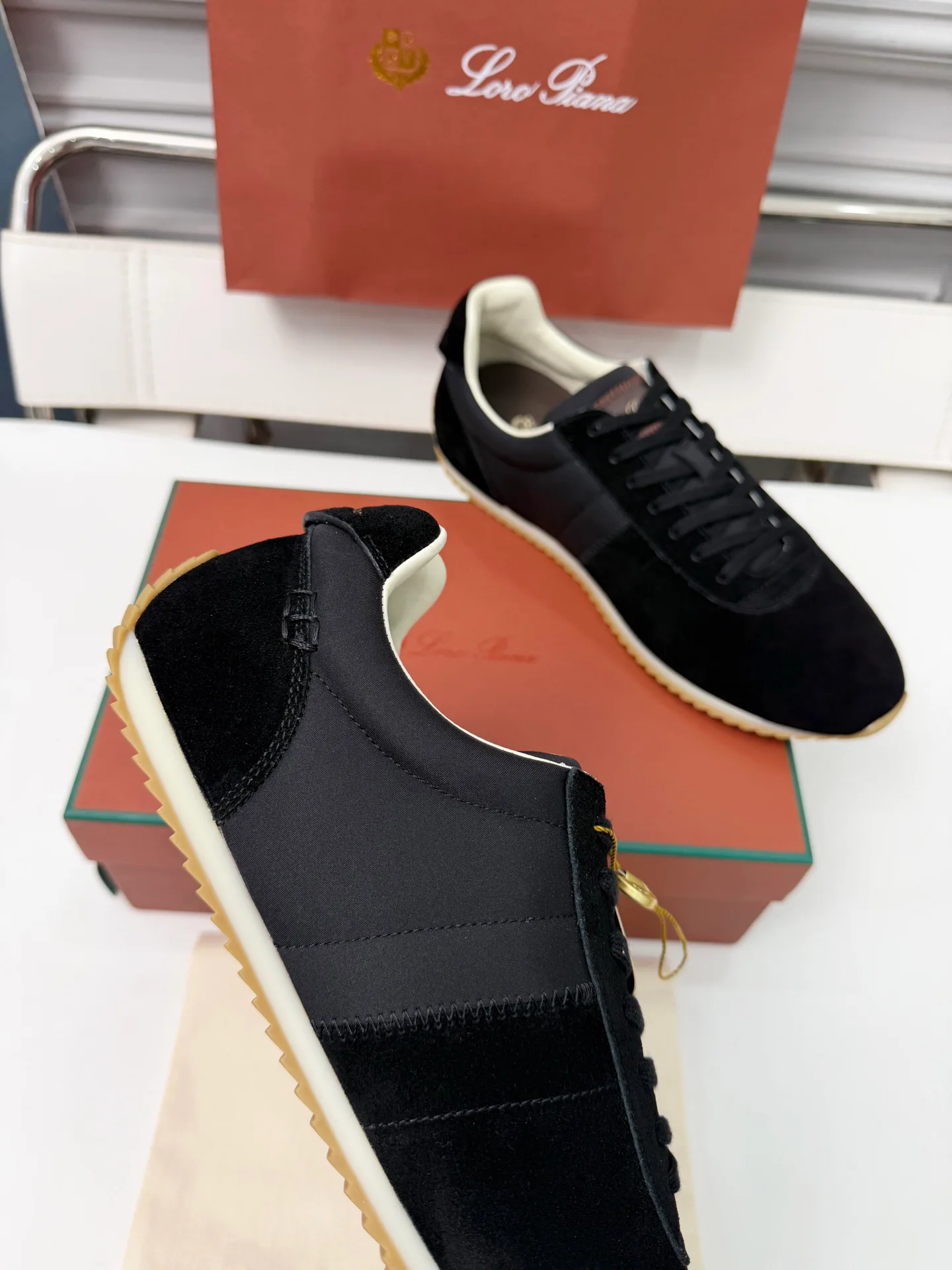 Women's Sneakers LORO PIANA 17467089