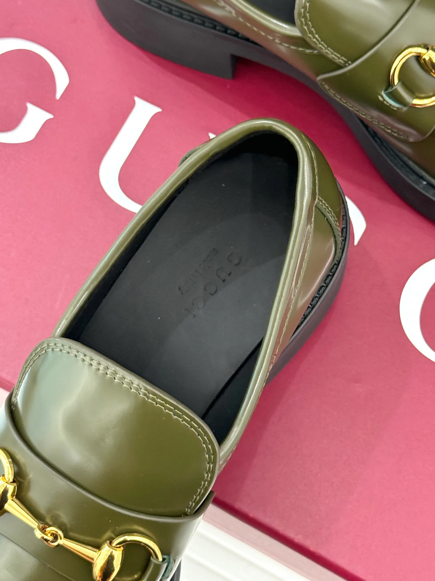 Women's Loafers And Moccasins GUCCI 18092026