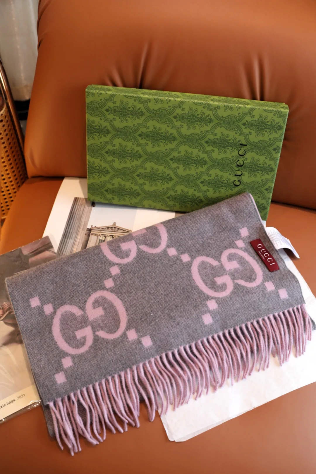 Scarves GUCCI 18265970