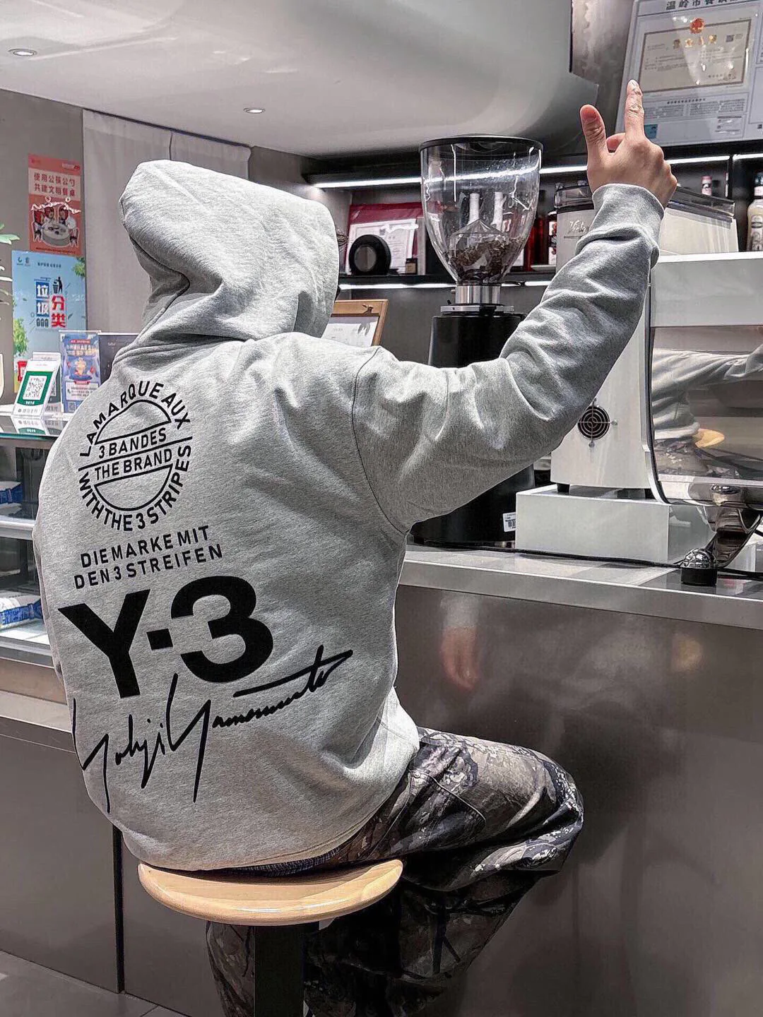 Men's Sweatshirts And Hoodies Y-3 17921894