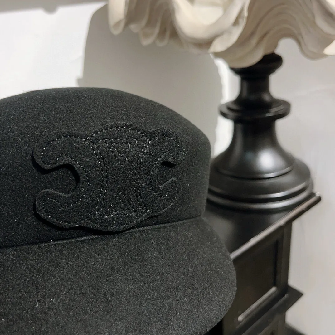 Hats CELINE 18315068