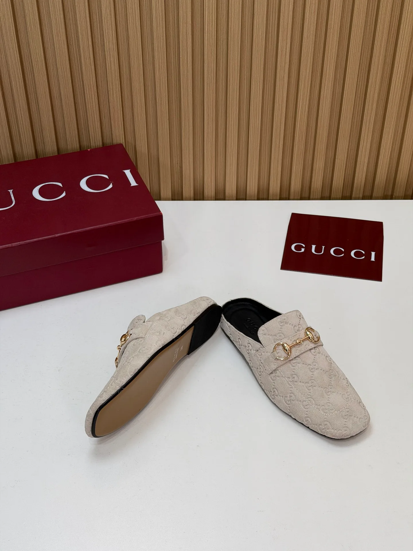 Women's Mules And Clogs GUCCI 18083801