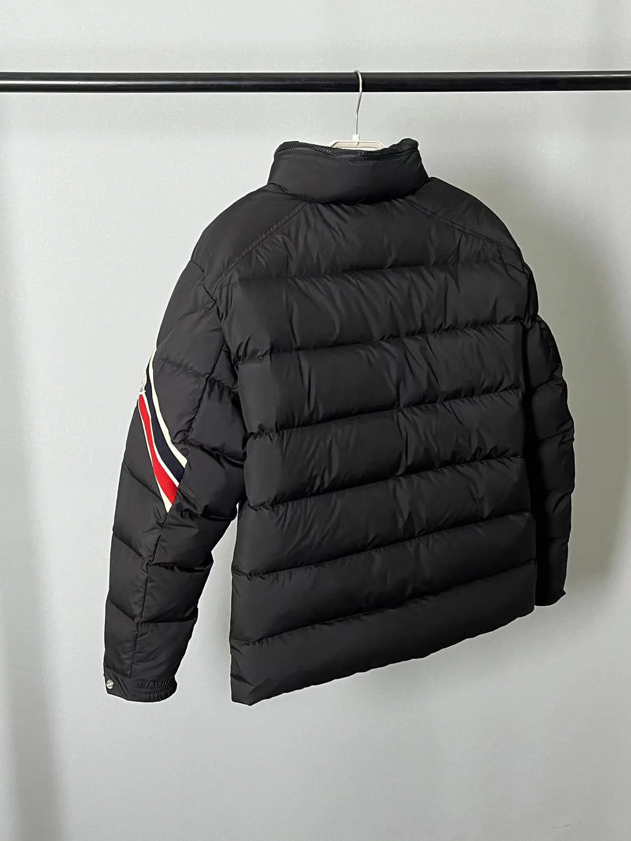 Men's Jackets And Down Jackets MONCLER 18130191