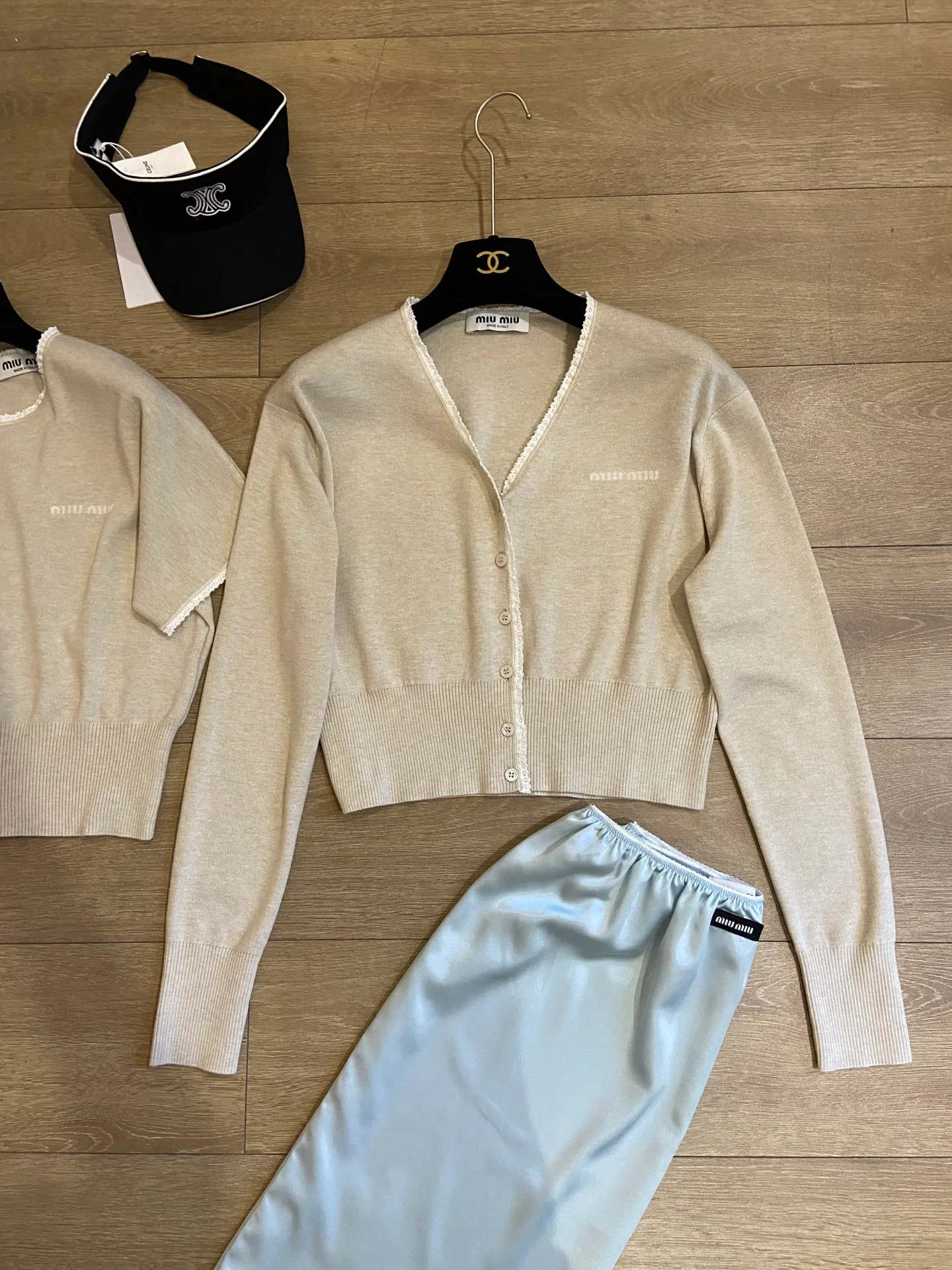 Women's Jumpers And Sweaters MIU MIU 17687392