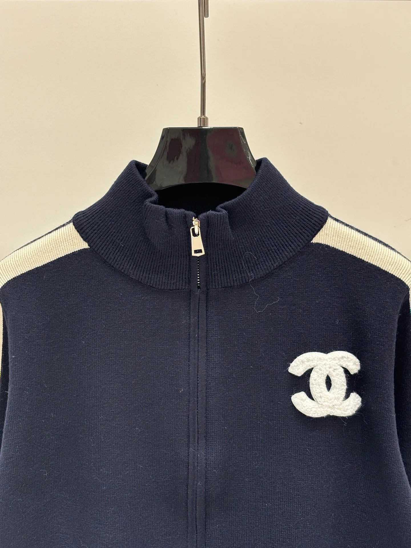Women's Jumpers And Sweaters CHANEL 18331665