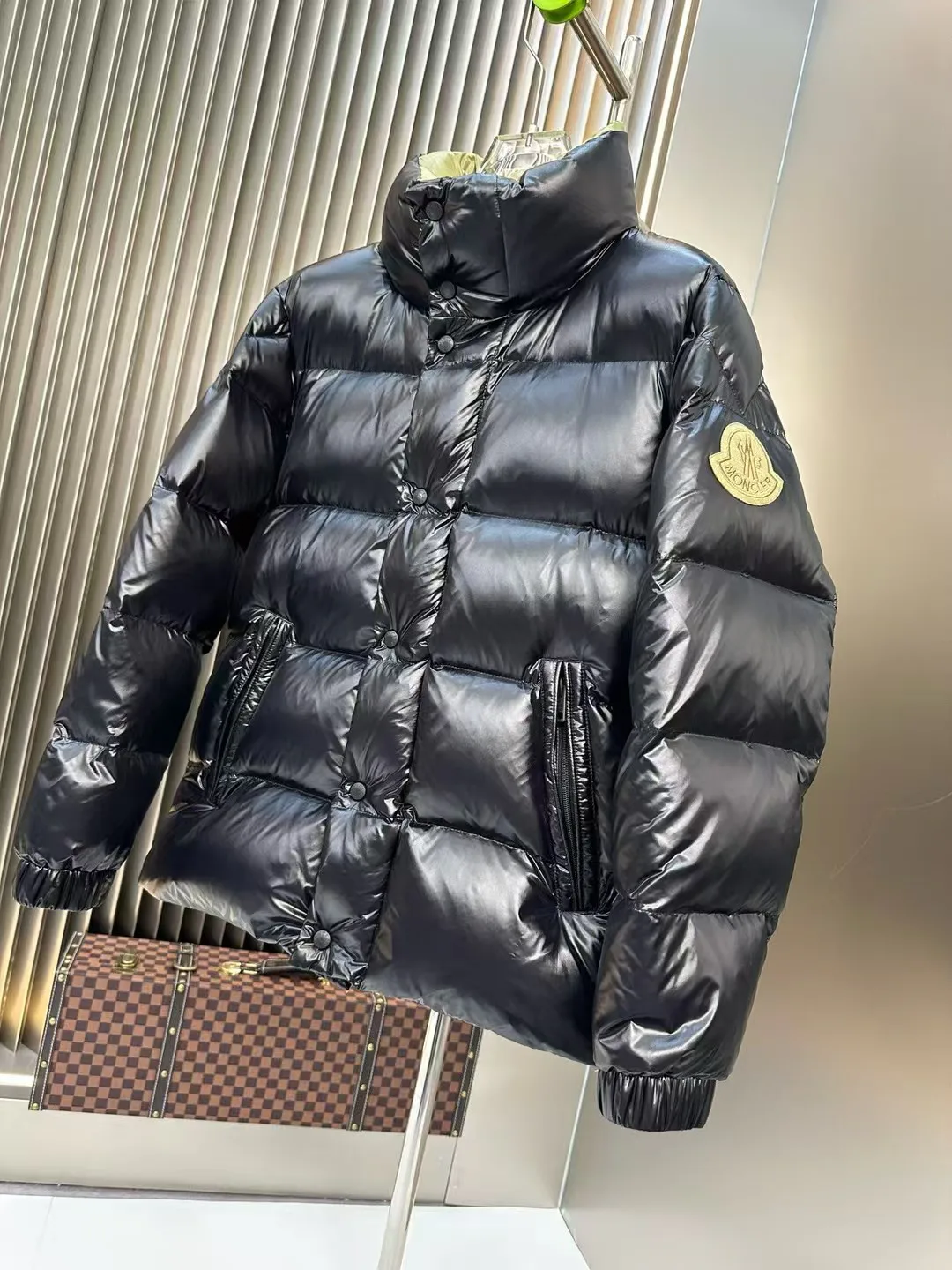 Men's Jackets And Down Jackets MONCLER 18188955