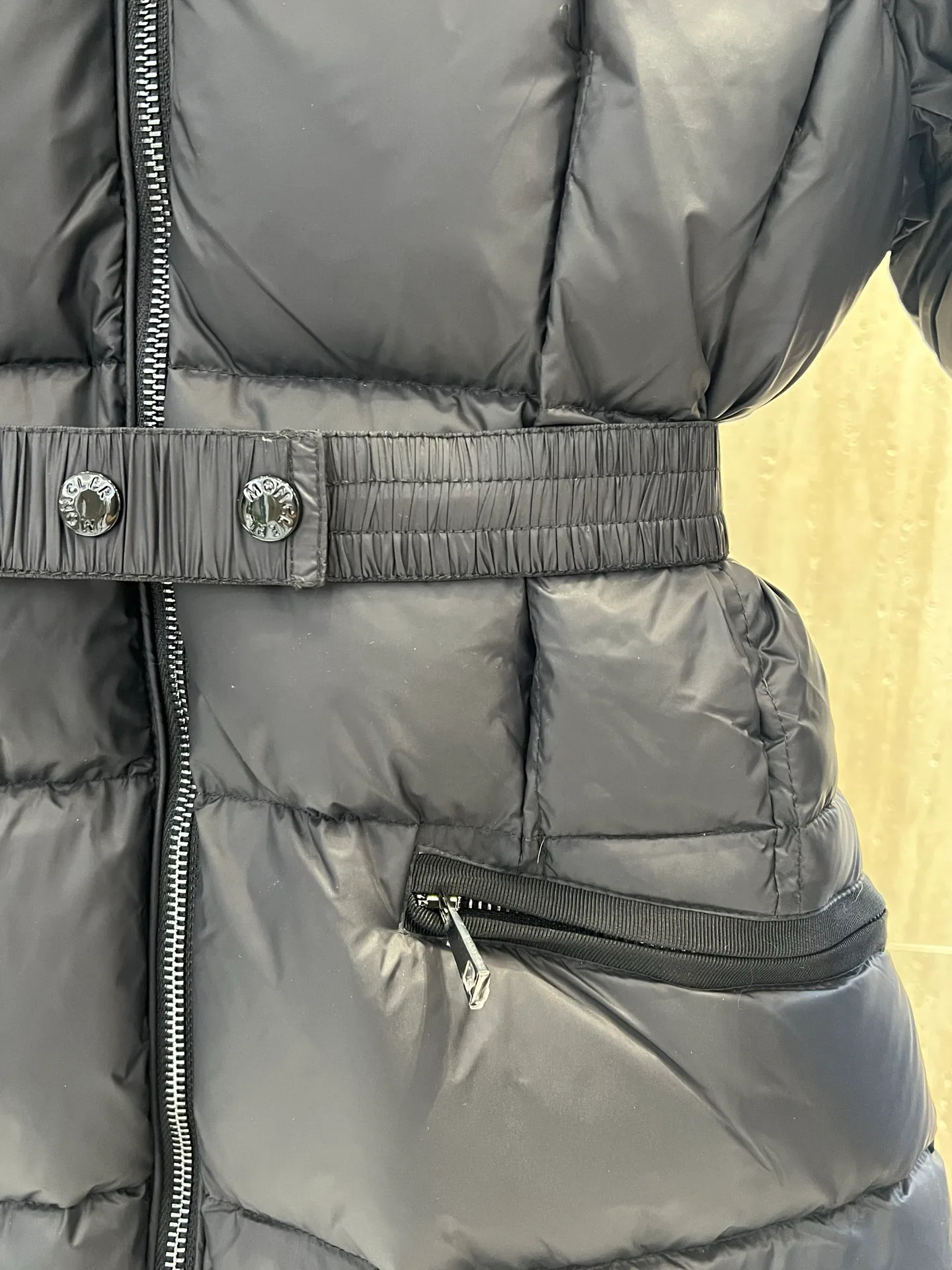 Men's Jackets And Down Jackets MONCLER 18434509