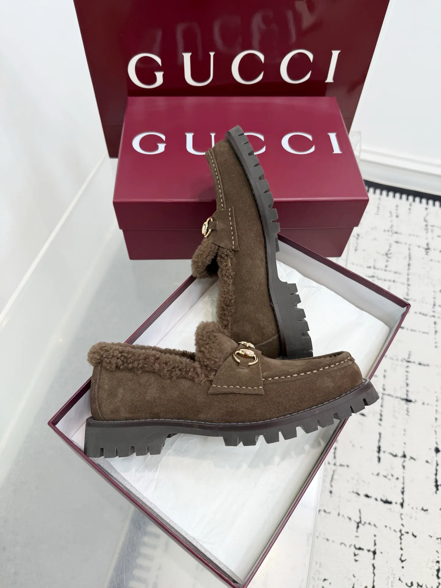 Women's Loafers And Moccasins GUCCI 18393490