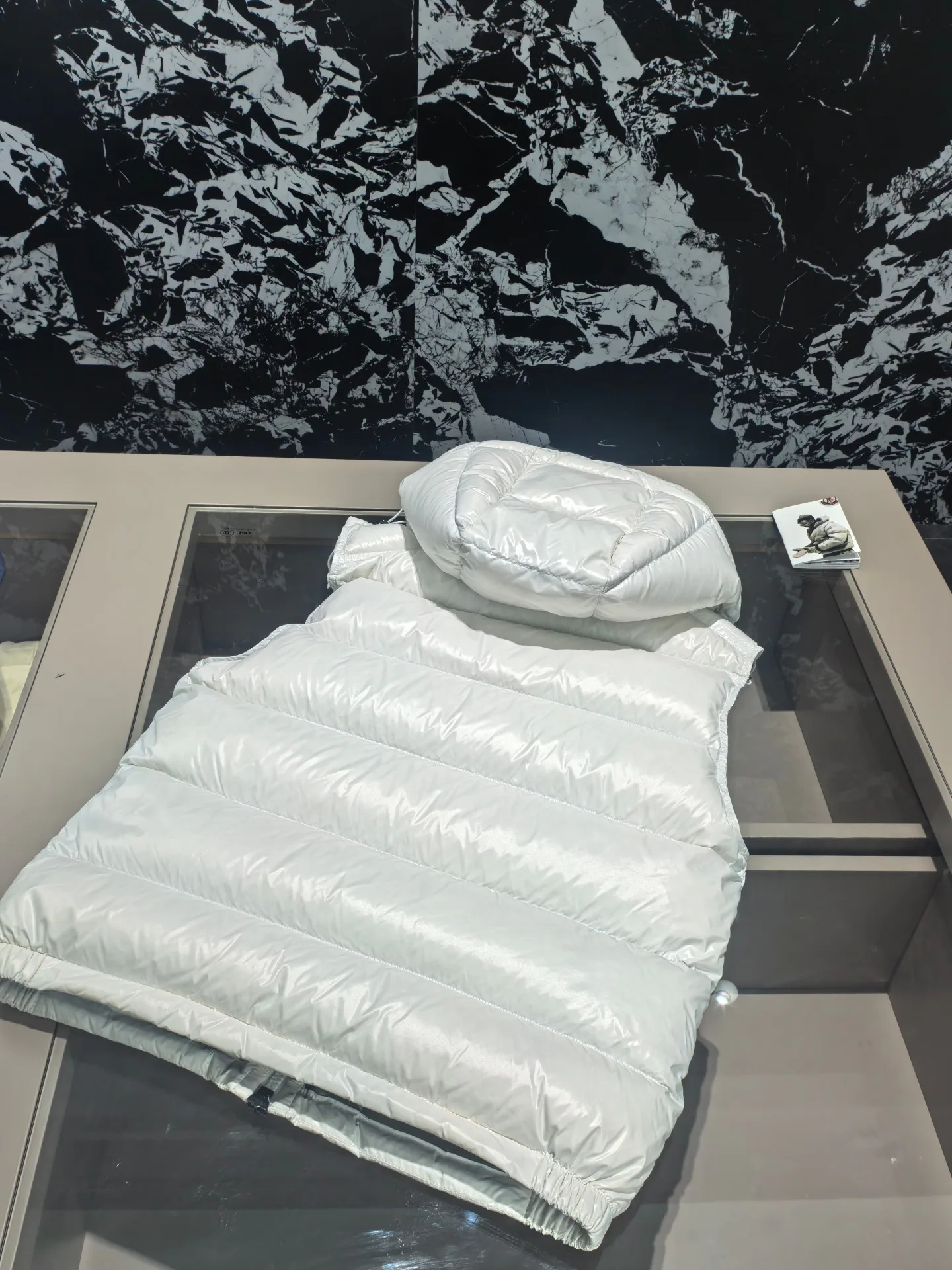 Жилеты Мужские Moncler 18634216