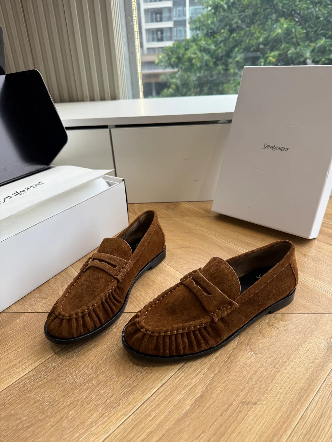 Men's Loafers And Dress Shoes SAINT LAURENT 17781545