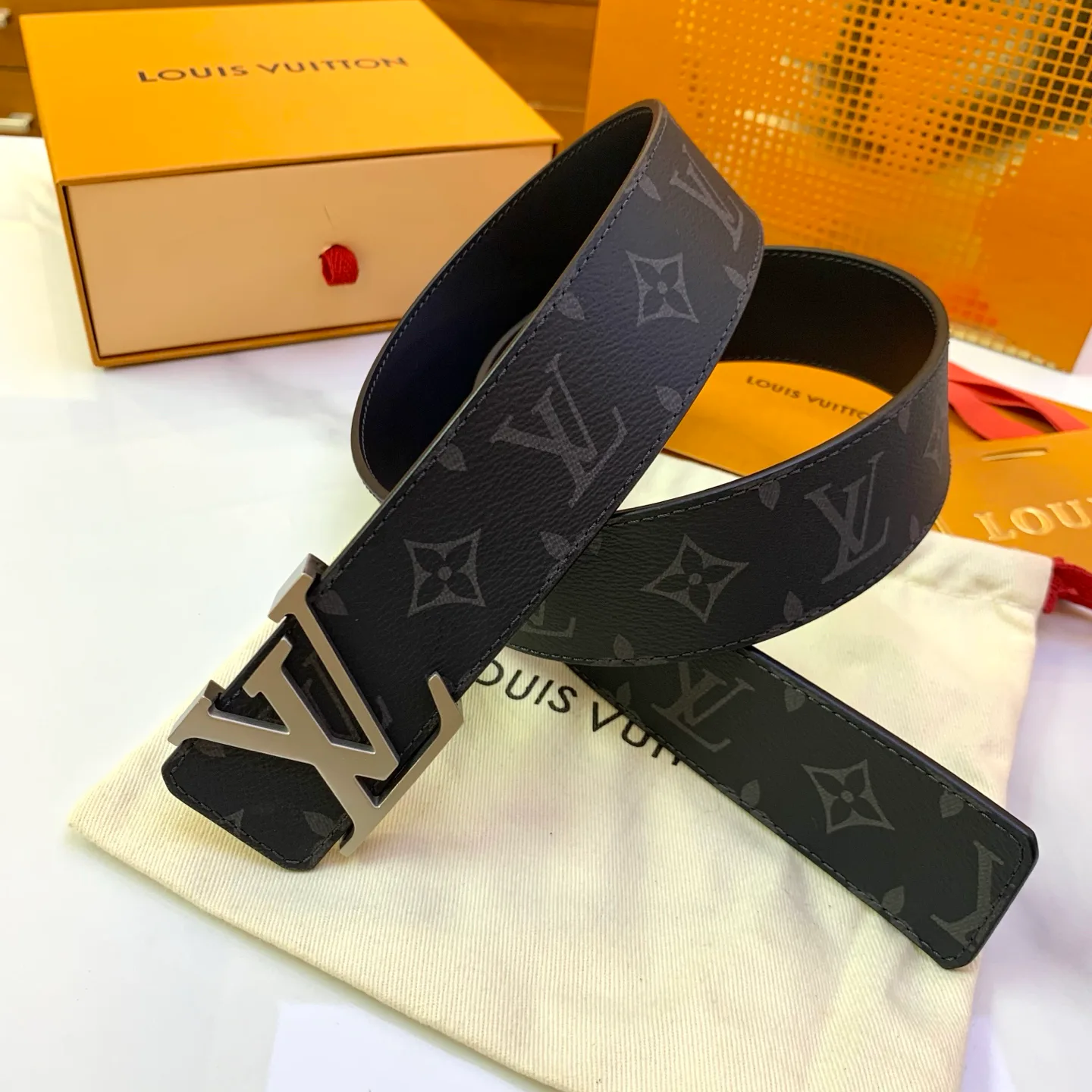 Belts LOUIS VUITTON 17682160