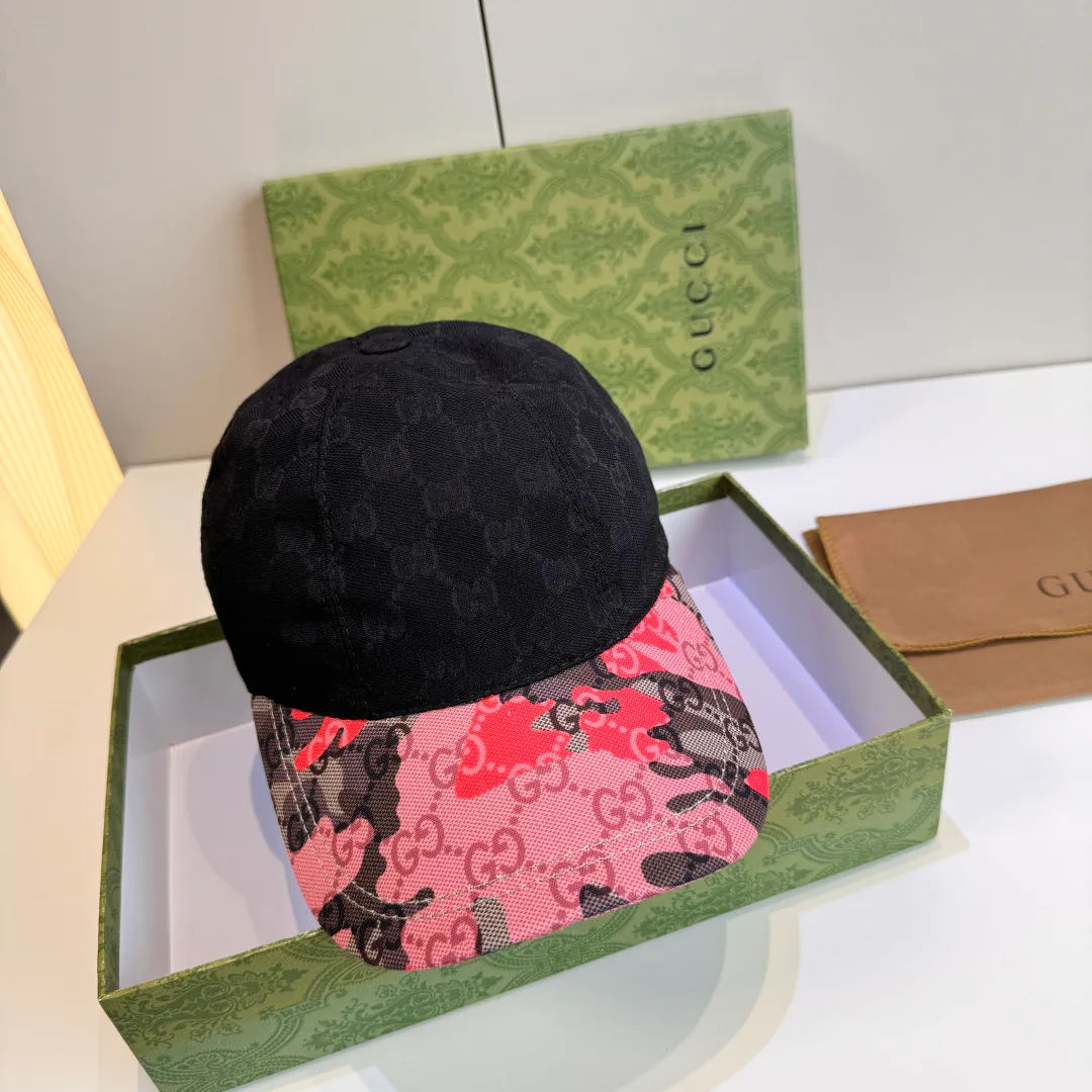 Hats GUCCI 17604790
