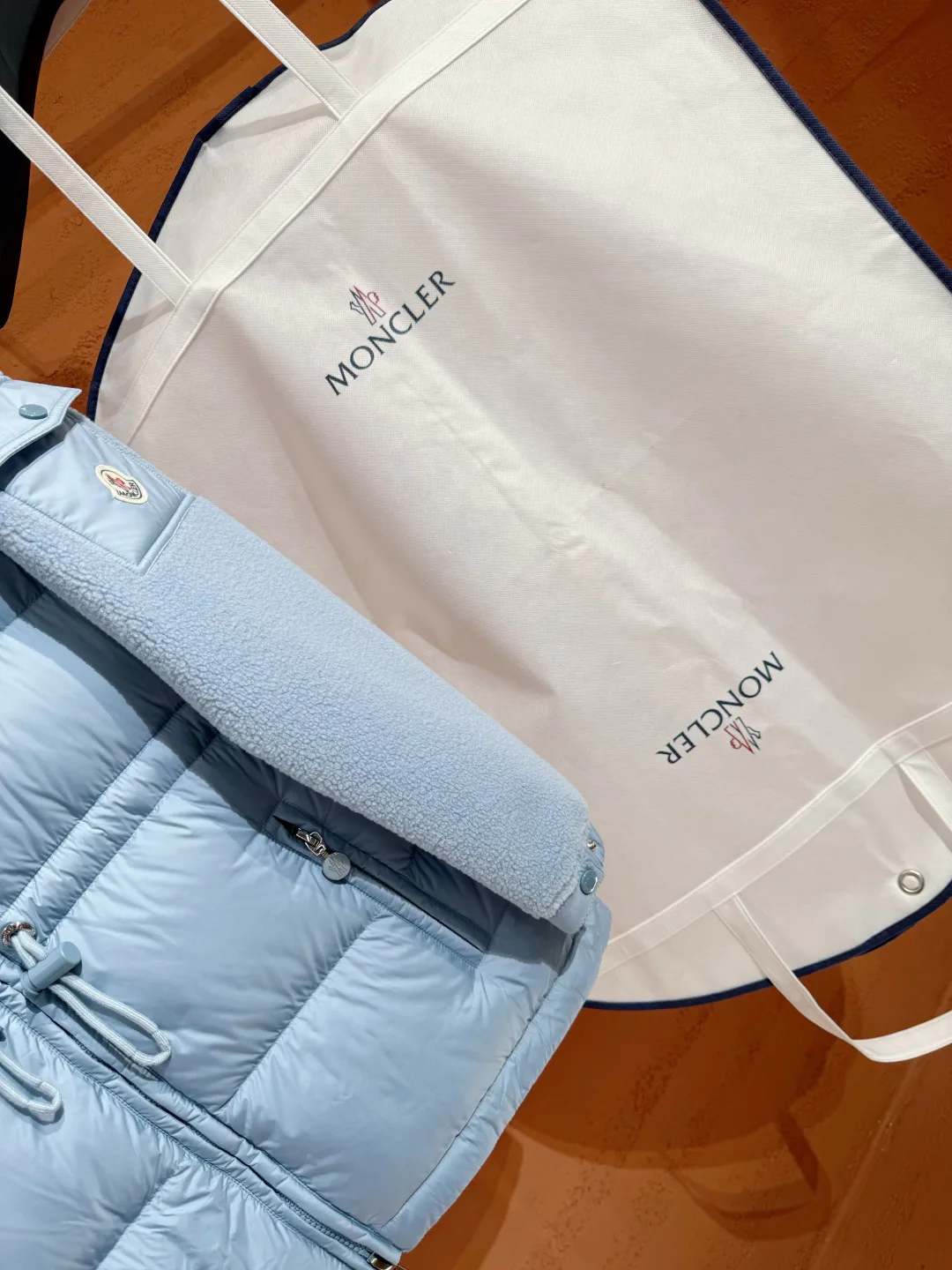 Куртки И Пуховики Женские Moncler 18585342