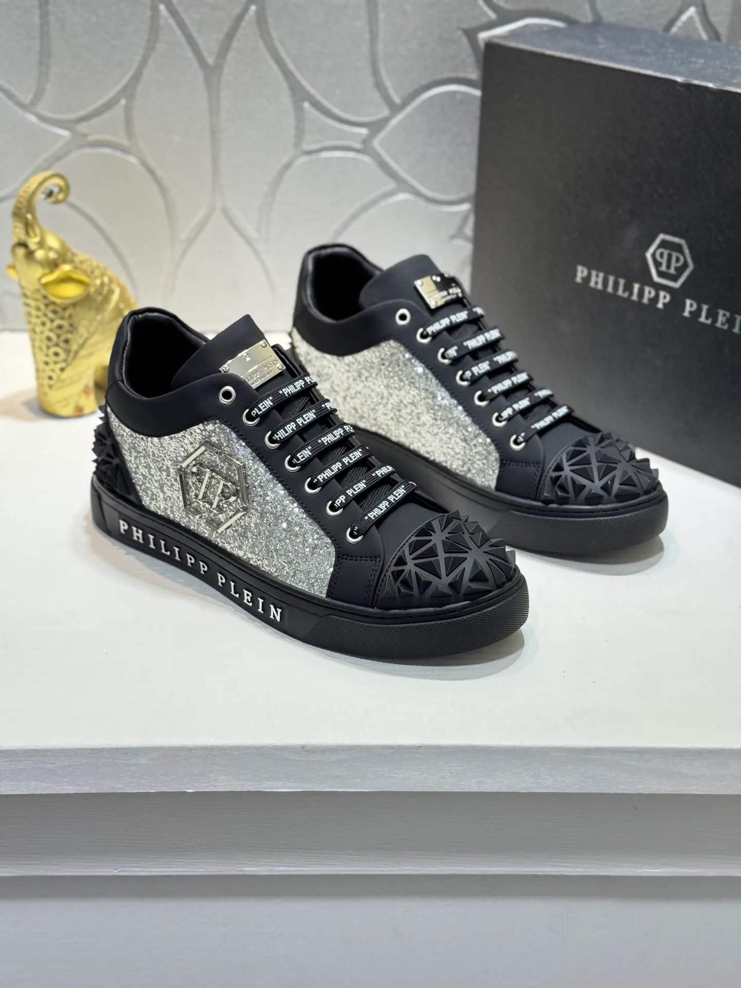 Men's Sneakers PHILIPP PLEIN 17961814