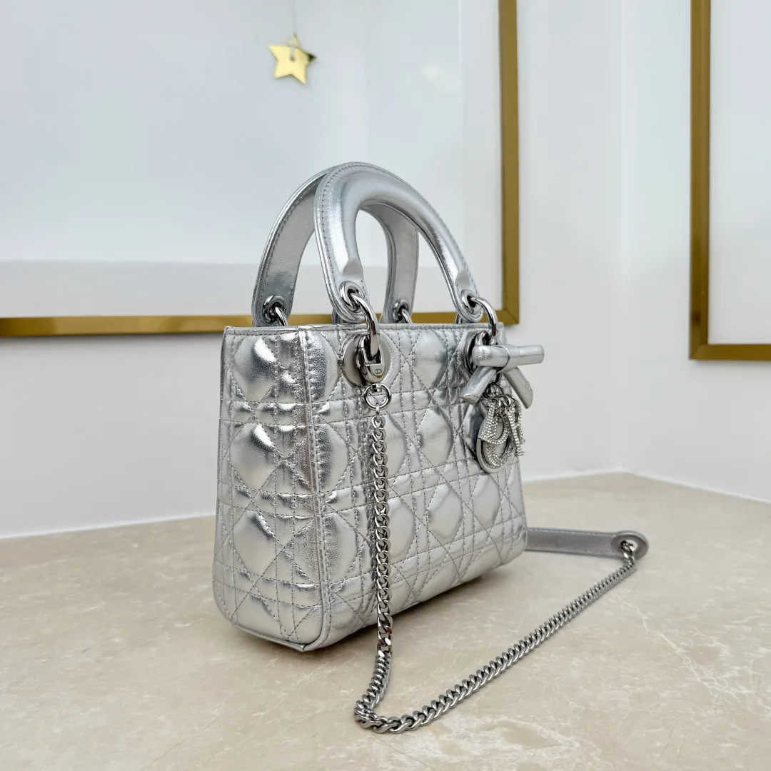 Women's Classic Handbags CHRISTIAN DIOR 18116223
